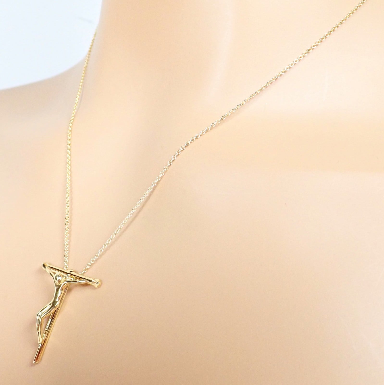 Tiffany & Co. Jewelry & Watches:Fine Jewelry:Necklaces & Pendants Vintage! Tiffany & Co Peretti 18k Gold Jesus Rosary Cross Pendant Necklace