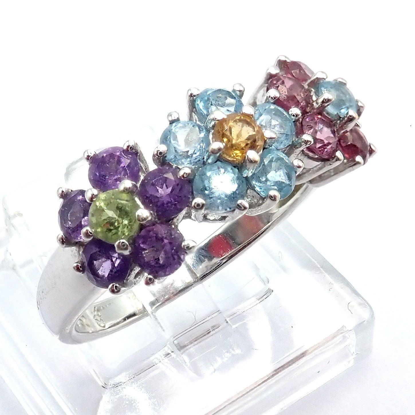 Estate 18k White Gold Color Stone Flower Necklace Ring Bracelet Earrings Set 52g | Fortrove