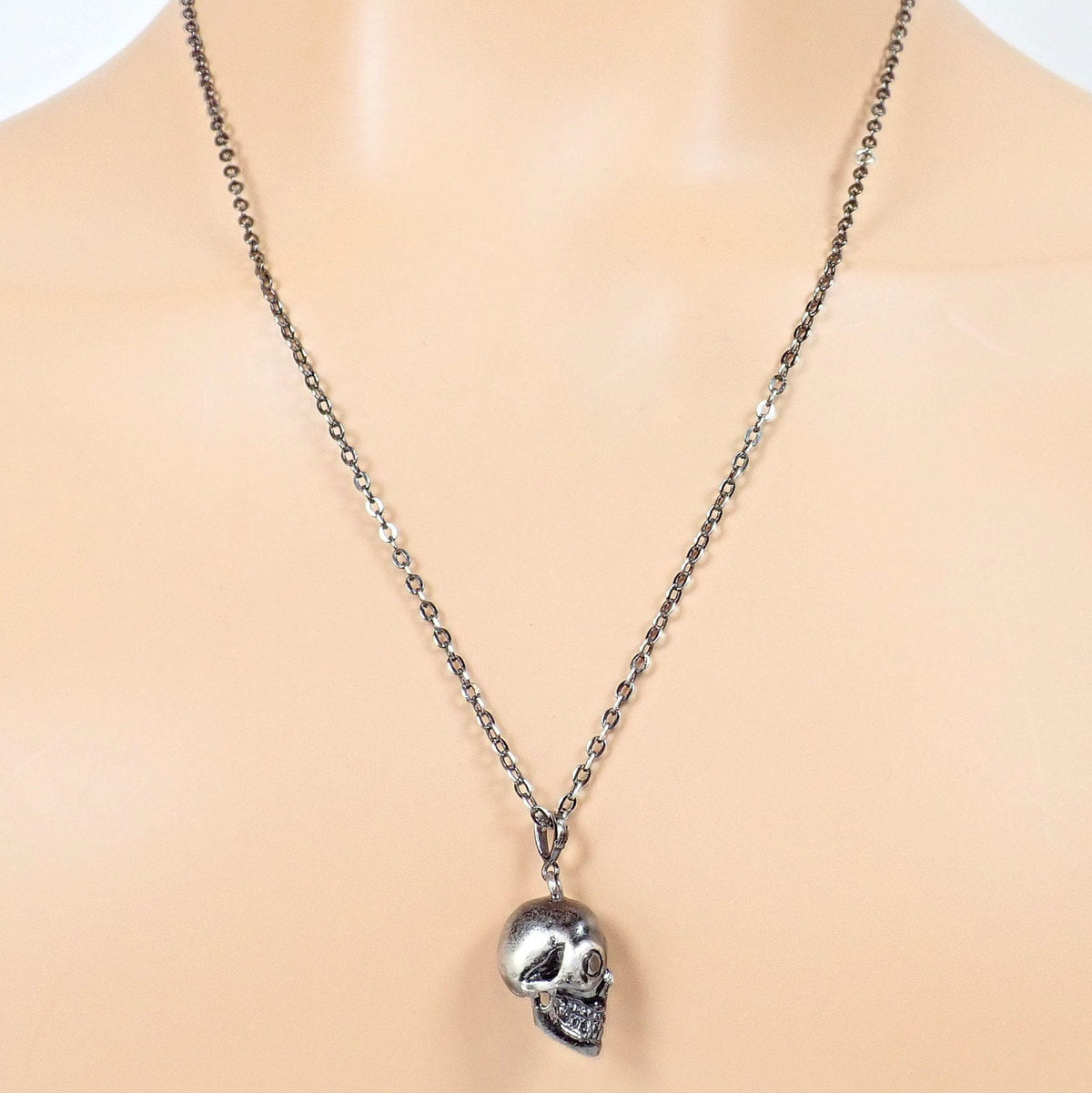 Loree Rodkin Jewelry & Watches:Fine Jewelry:Necklaces & Pendants Rare! Vintage Loree Rodkin Blackened Silver Charming Skull Necklace 20"