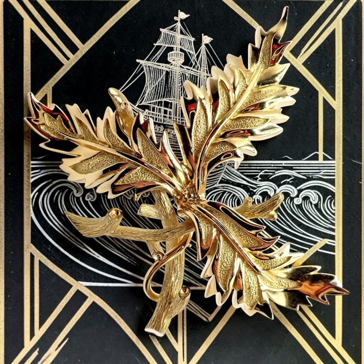 Tiffany & Co. Jewelry & Watches:Fine Jewelry:Brooches & Pins Vintage Tiffany & Co Schlumberger 18k Yellow Gold Large Leaf Brooch Pin