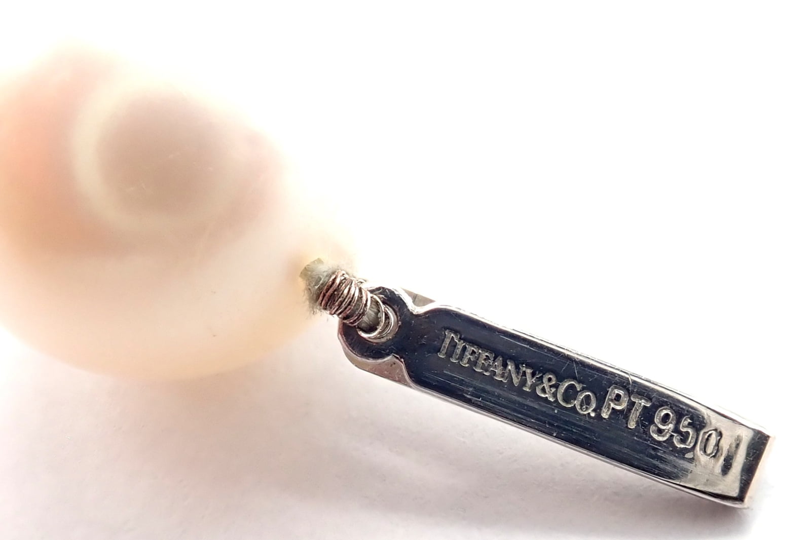 Tiffany & Co. Jewelry & Watches:Fine Jewelry:Necklaces & Pendants Authentic! Tiffany & Co Platinum Diamond South Sea Large Pearl Necklace Paper