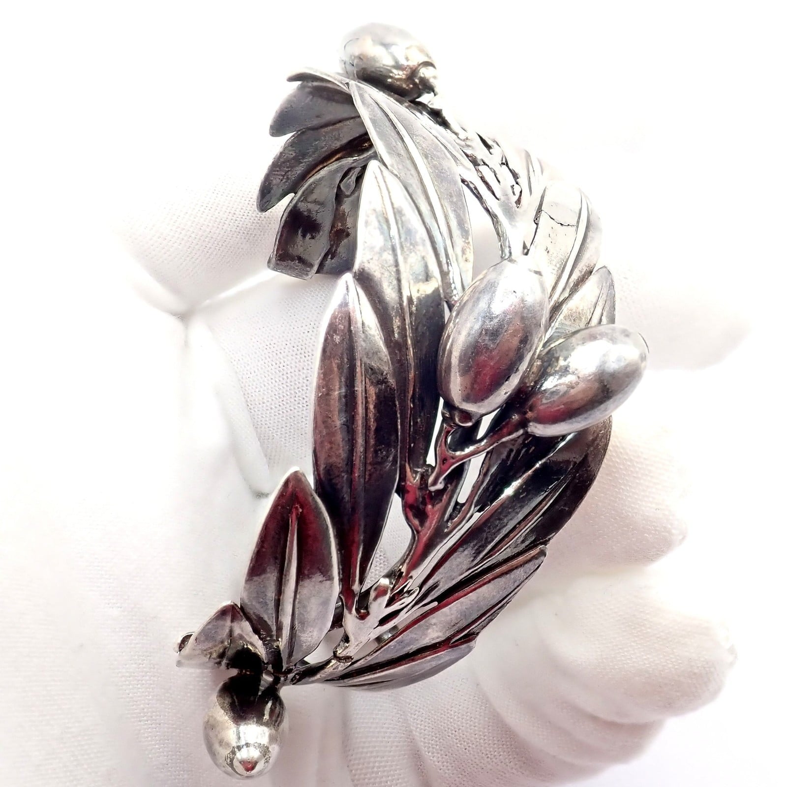 Rare! Vintage Mario Buccellati Silver Olive Leaf Branch Cuff Bracelet | Fortrove