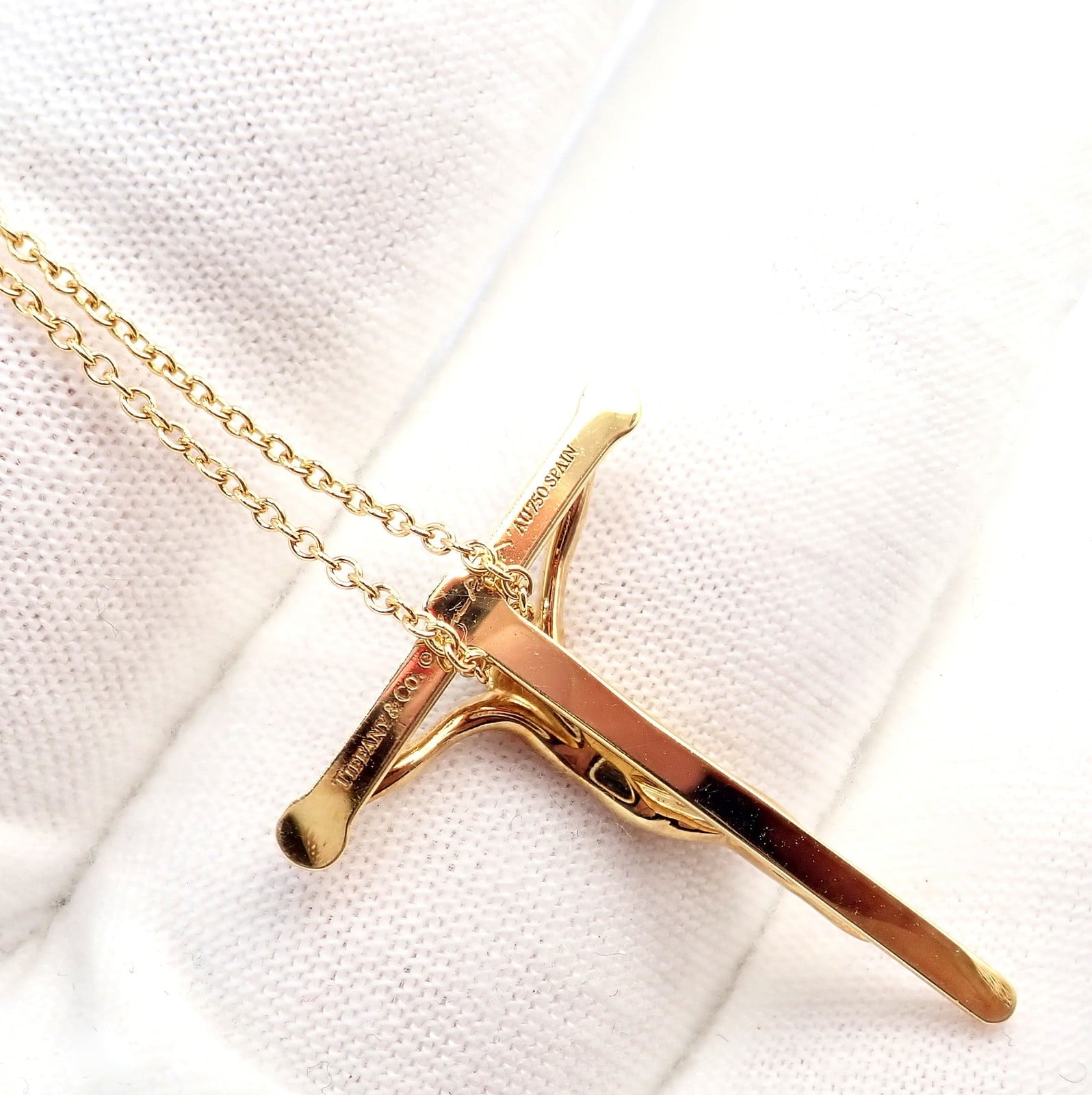 Tiffany & Co. Jewelry & Watches:Fine Jewelry:Necklaces & Pendants Vintage! Tiffany & Co Peretti 18k Gold Jesus Rosary Cross Pendant Necklace