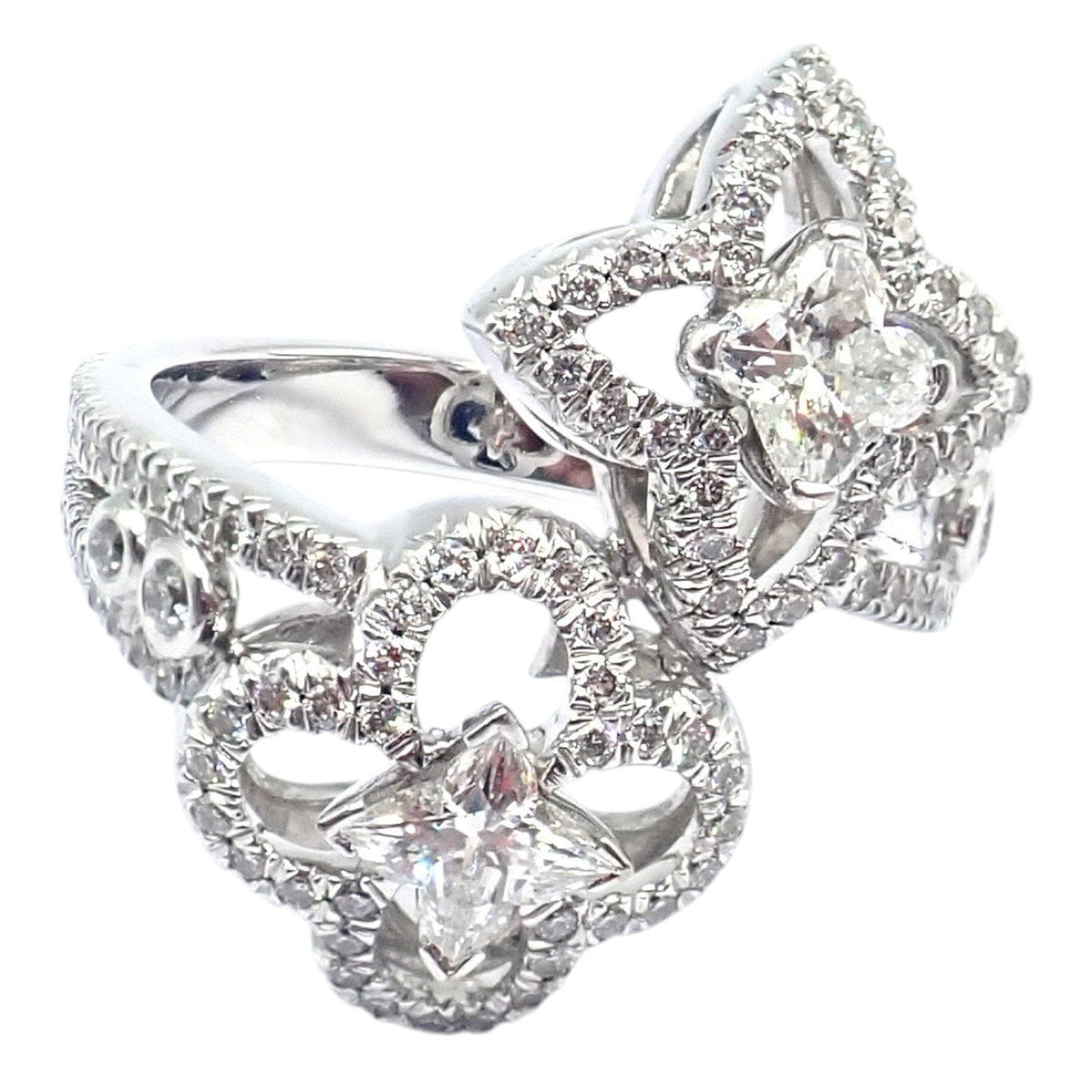 Authentic Louis Vuitton LV 18k White Gold Signature Diamond Fusion Blossom Ring | Fortrove