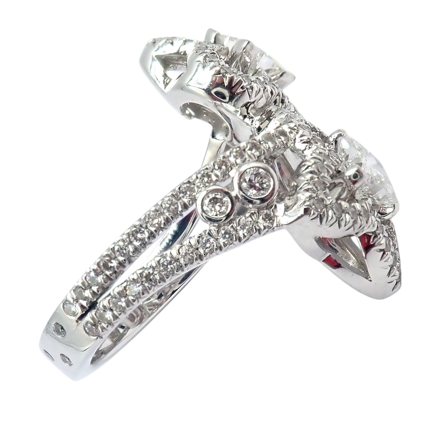 Authentic Louis Vuitton LV 18k White Gold Signature Diamond Fusion Blossom Ring | Fortrove