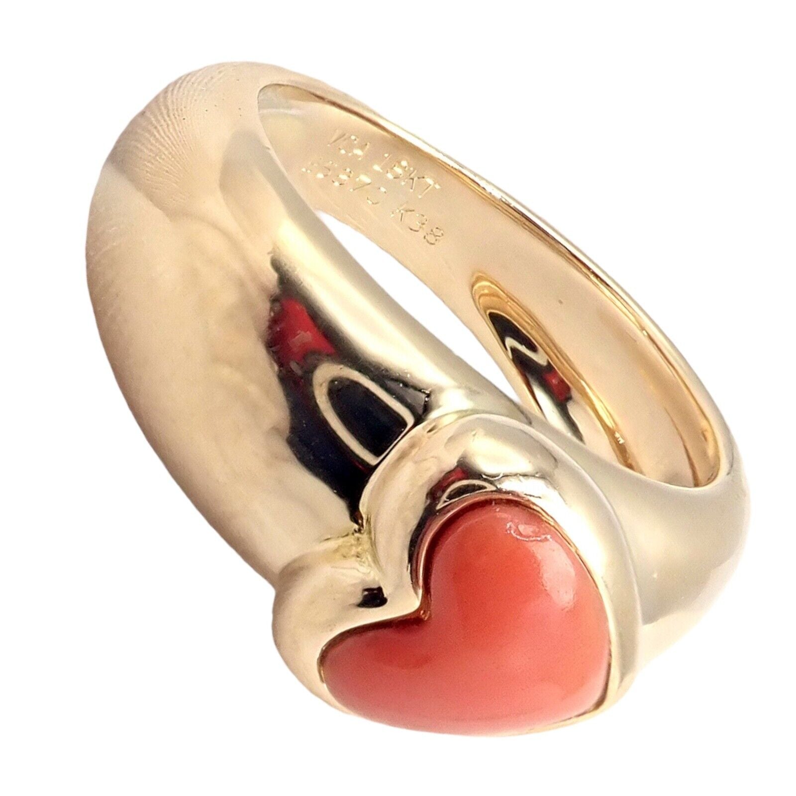 Rare! Authentic Van Cleef & Arpels 18k Yellow Gold Coral Heart Ring sz 4.5 | Fortrove