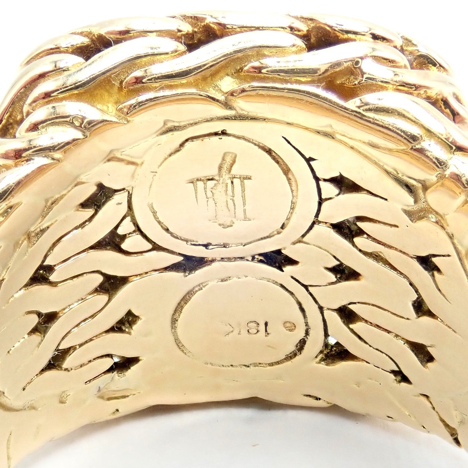 Authentic! John Hardy JH 18k Yellow Gold Diamond Square Signet Signature Ring | Fortrove