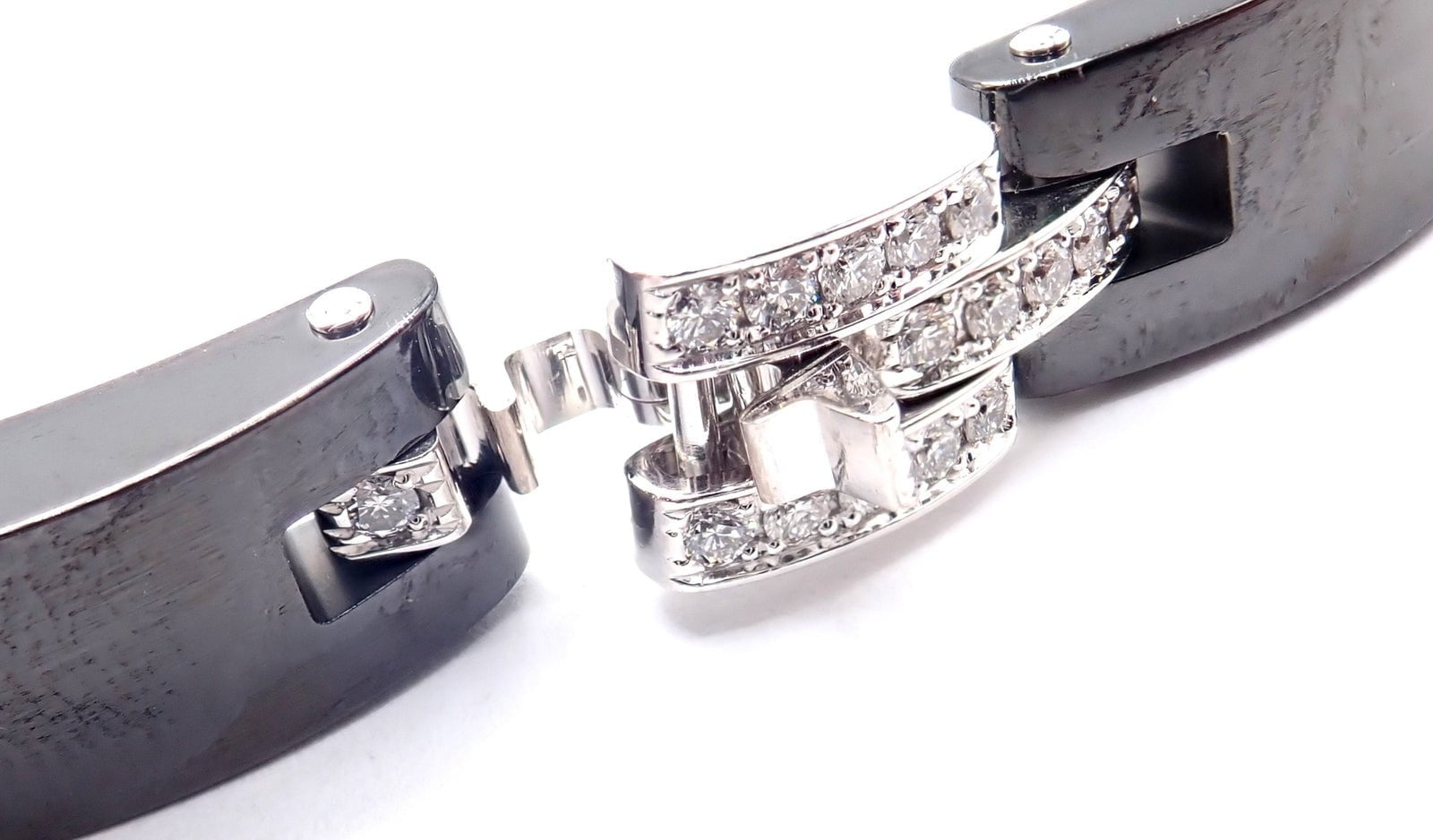 Authentic! Cartier Maillon Panthere 18K White Gold Diamond Ceramic Link Necklace | Fortrove