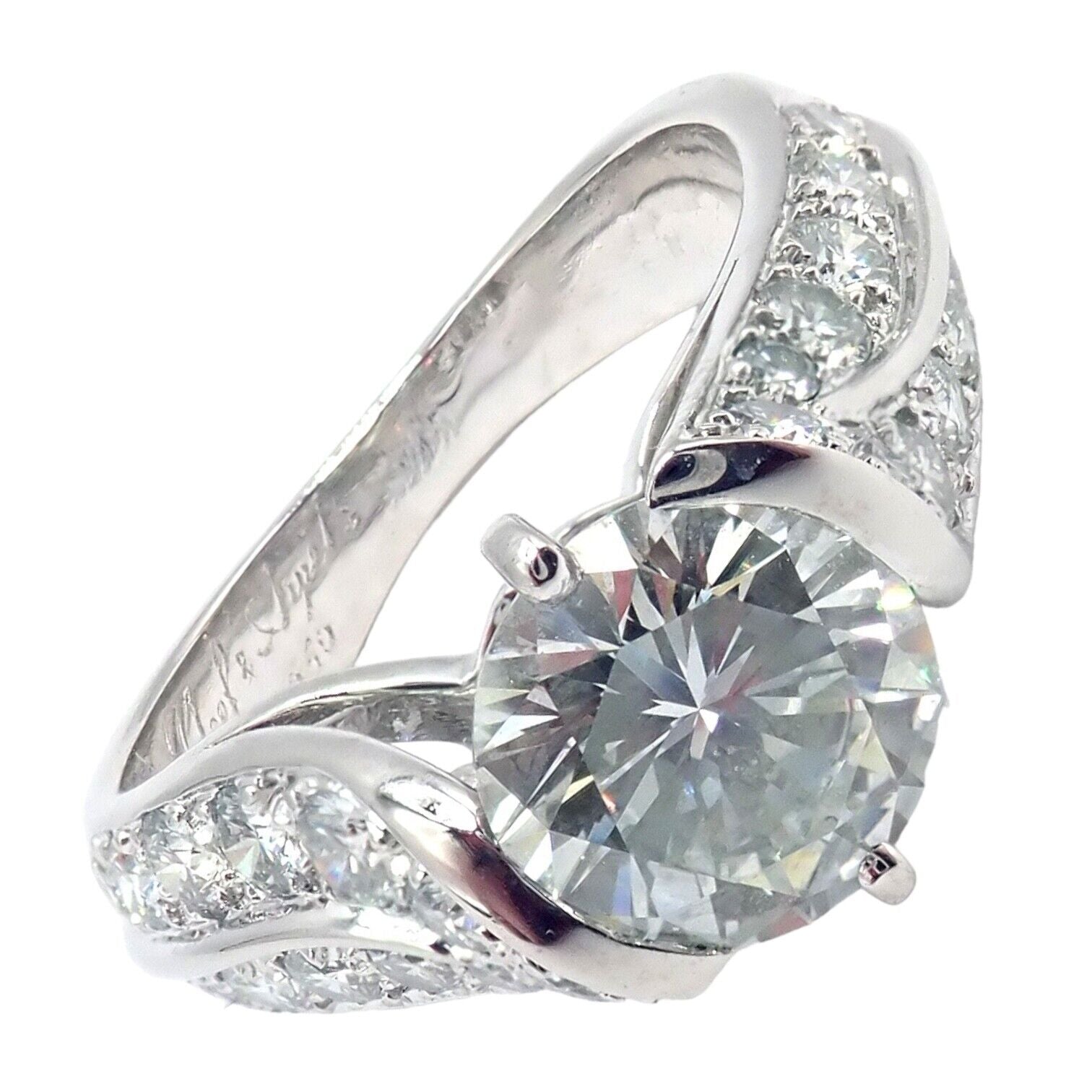 Authentic! Van Cleef & Arpels Platinum 1.88ct VVS1 E Diamond Engagement Ring GIA | Fortrove