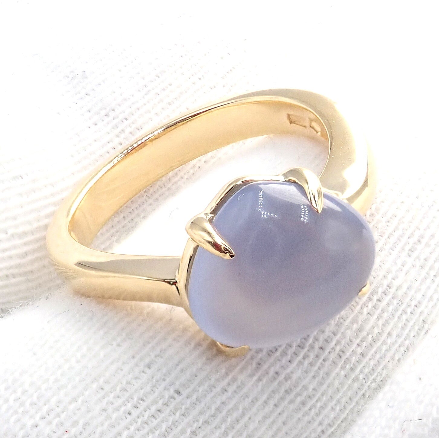 Authentic! Bulgari 18k Yellow Gold Mediterranean Eden Chalcedony Ring Size 5.75 | Fortrove