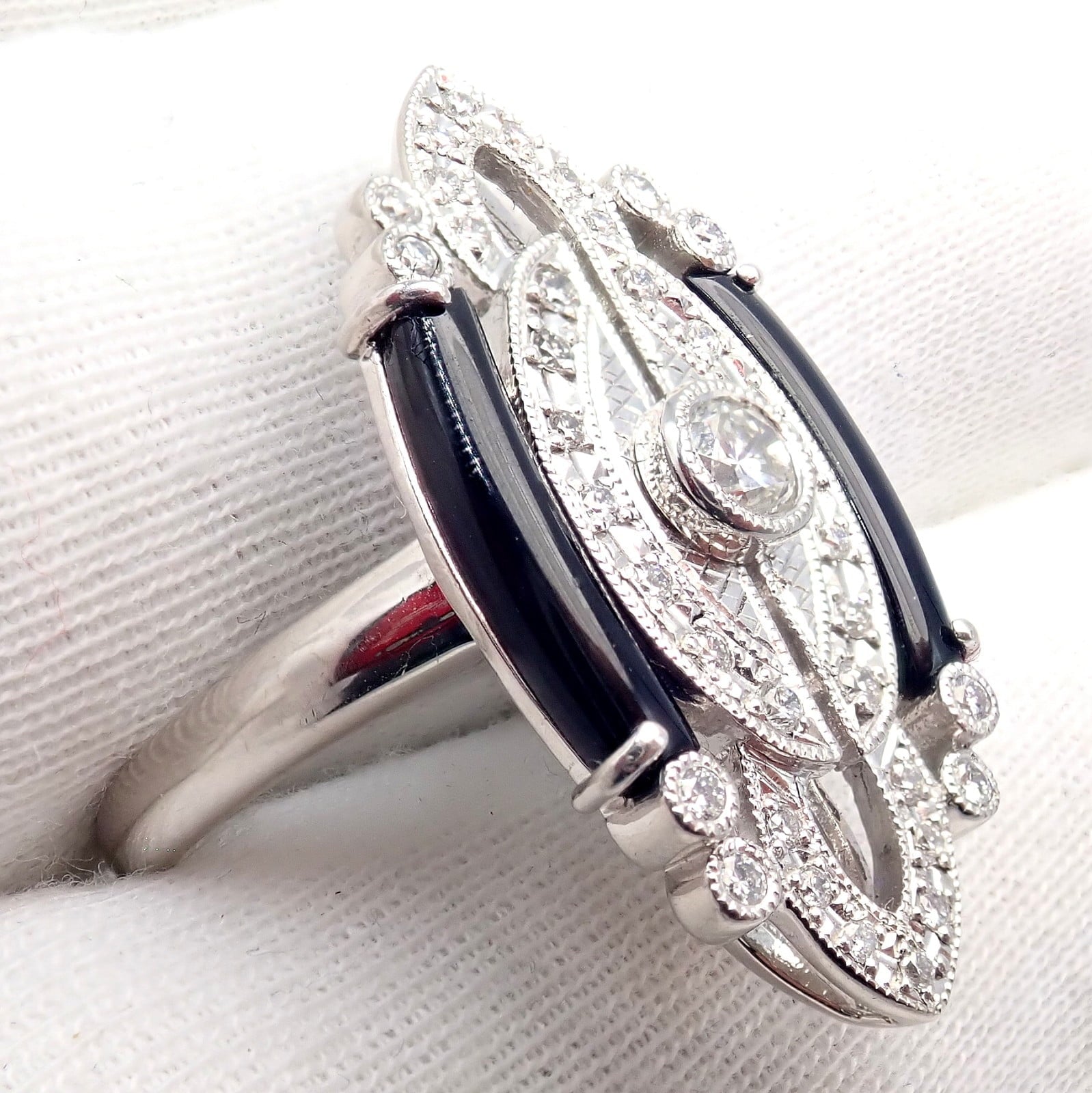 Estate Jewelry & Watches:Vintage & Antique Jewelry:Rings Vintage Estate Platinum Diamond 0.62ctw Onyx Ring sz 7.5