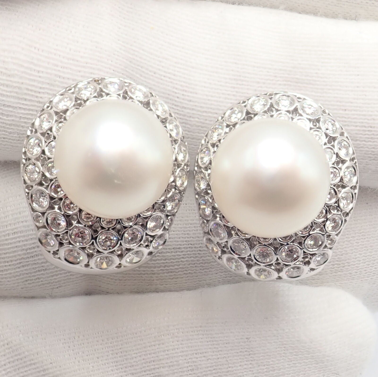 Vintage Estate 18k White Gold Diamond 13mm Pearl Earrings | Fortrove