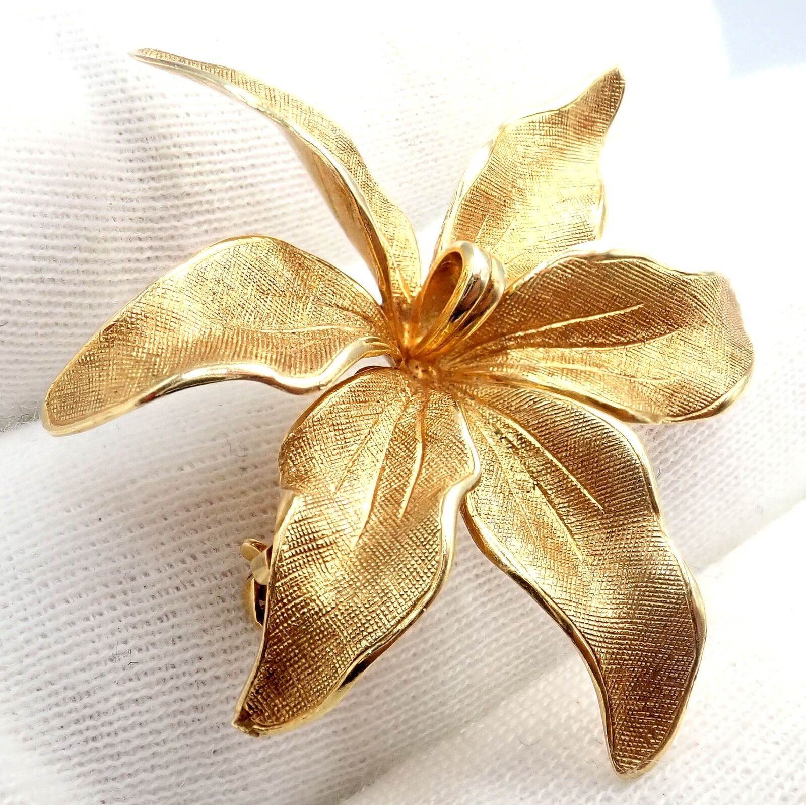 Authentic! Vintage Tiffany & Co 14k Yellow Gold Germany Large Flower Pin Brooch | Fortrove