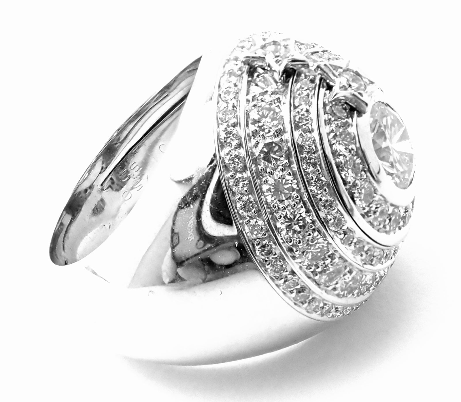 Authentic! Chanel Comete Star 18k White Gold Diamond Large Spinning Dome Ring | Fortrove