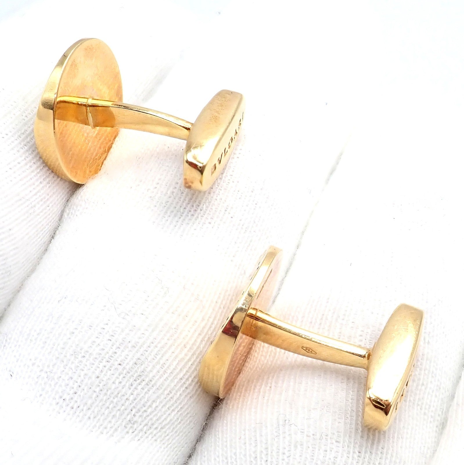 Authentic! Bvlgari Bulgari 18k Yellow Gold Diamond Classic Round Cufflinks | Fortrove