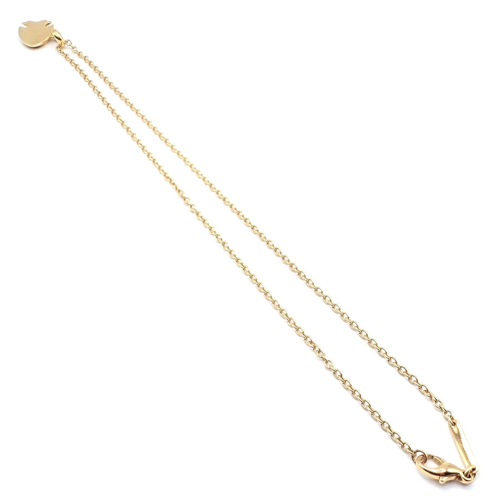 Authentic! Bulgari Bvlgari 18k Yellow Gold Coral Naturalia Fish Pendant Necklace | Fortrove