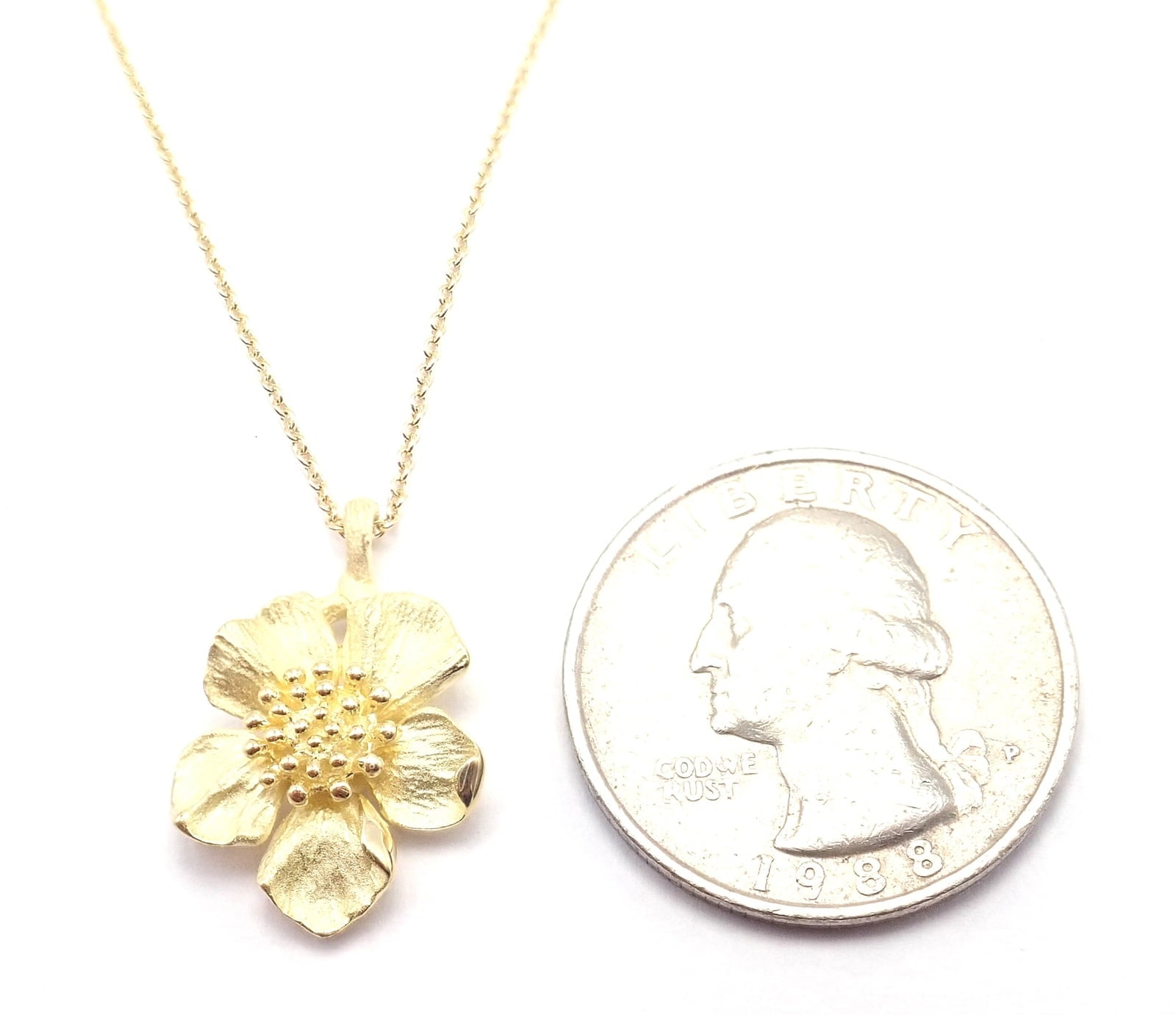 Tiffany & Co. Jewelry & Watches:Fine Jewelry:Necklaces & Pendants Authentic! Vintage Tiffany & Co 18K Yellow Gold Dogwood Flower Pendant Necklace
