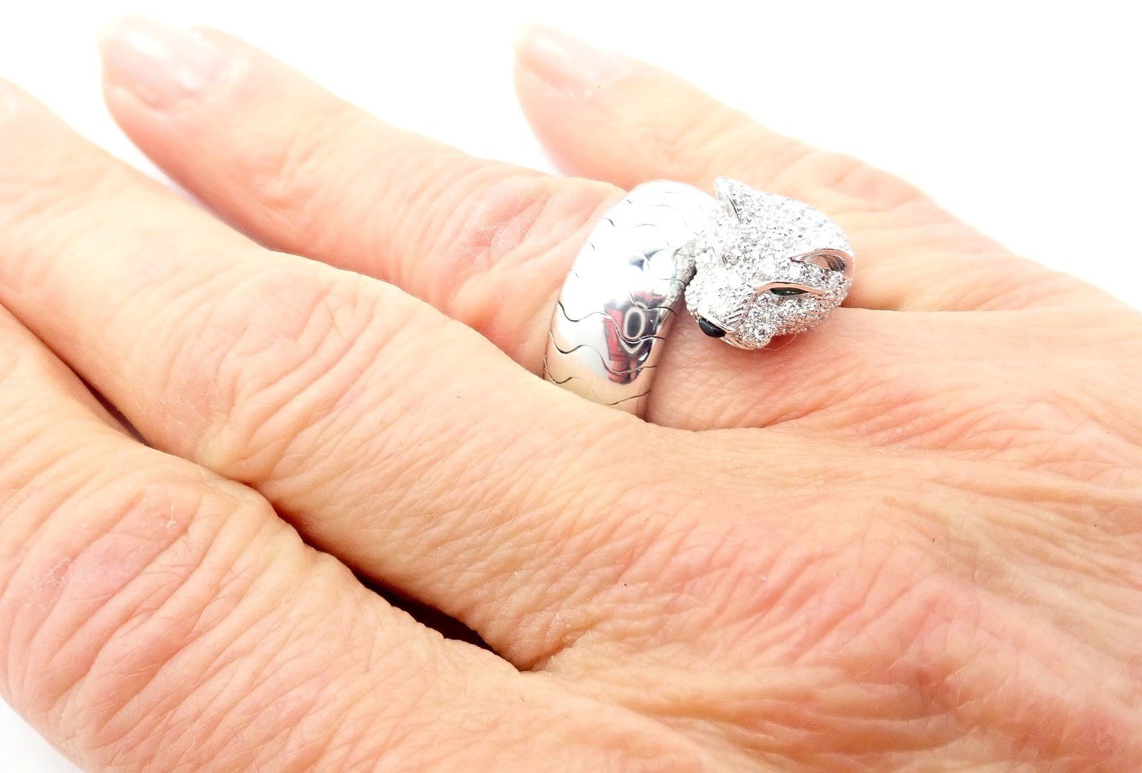 Authentic! Cartier Panther 18k White Gold Diamond Emerald Onyx Band Ring Cert. | Fortrove