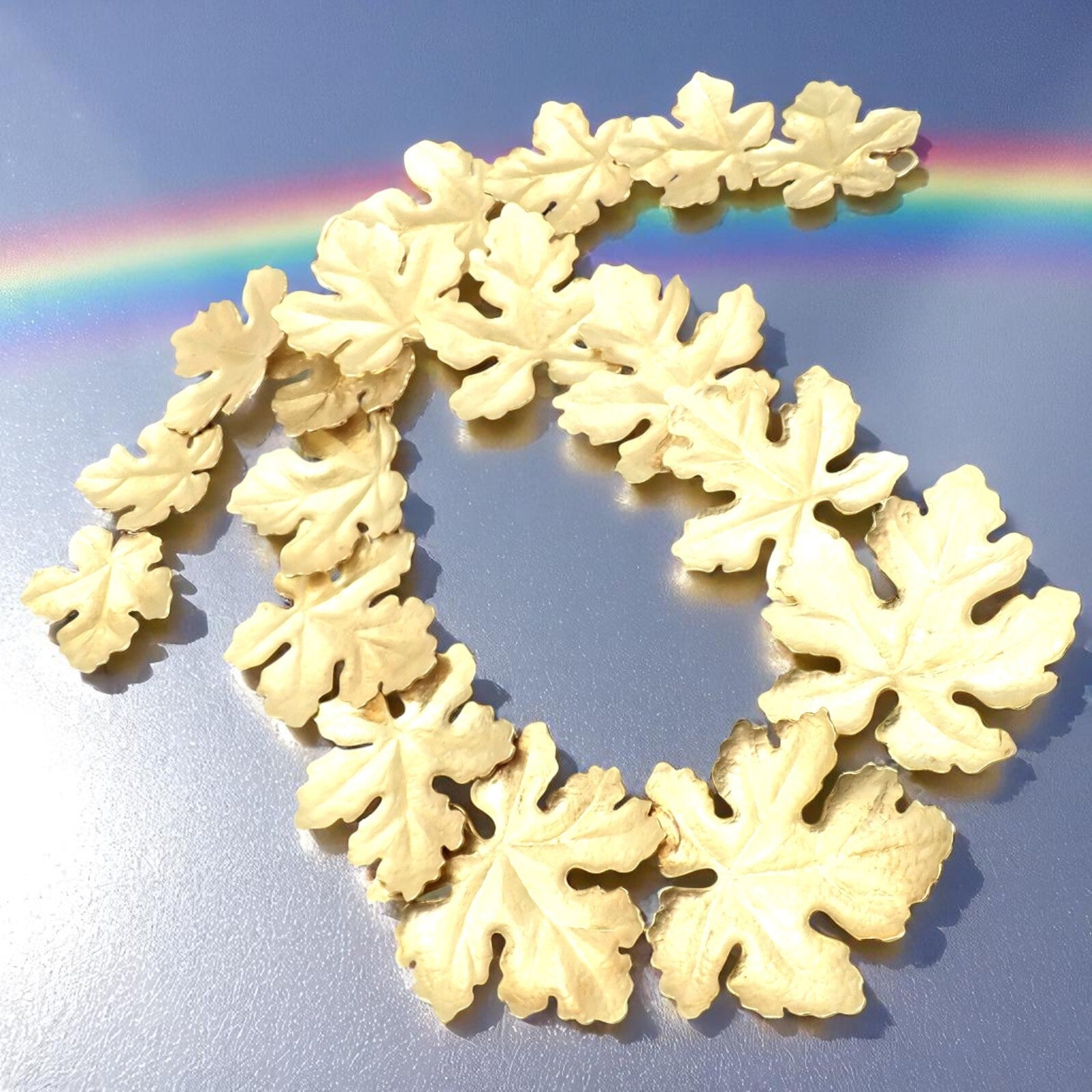 Rare! Authentic Tiffany & Co Angela Cummings 18k Yellow Gold Leaf Necklace 1981 | Fortrove