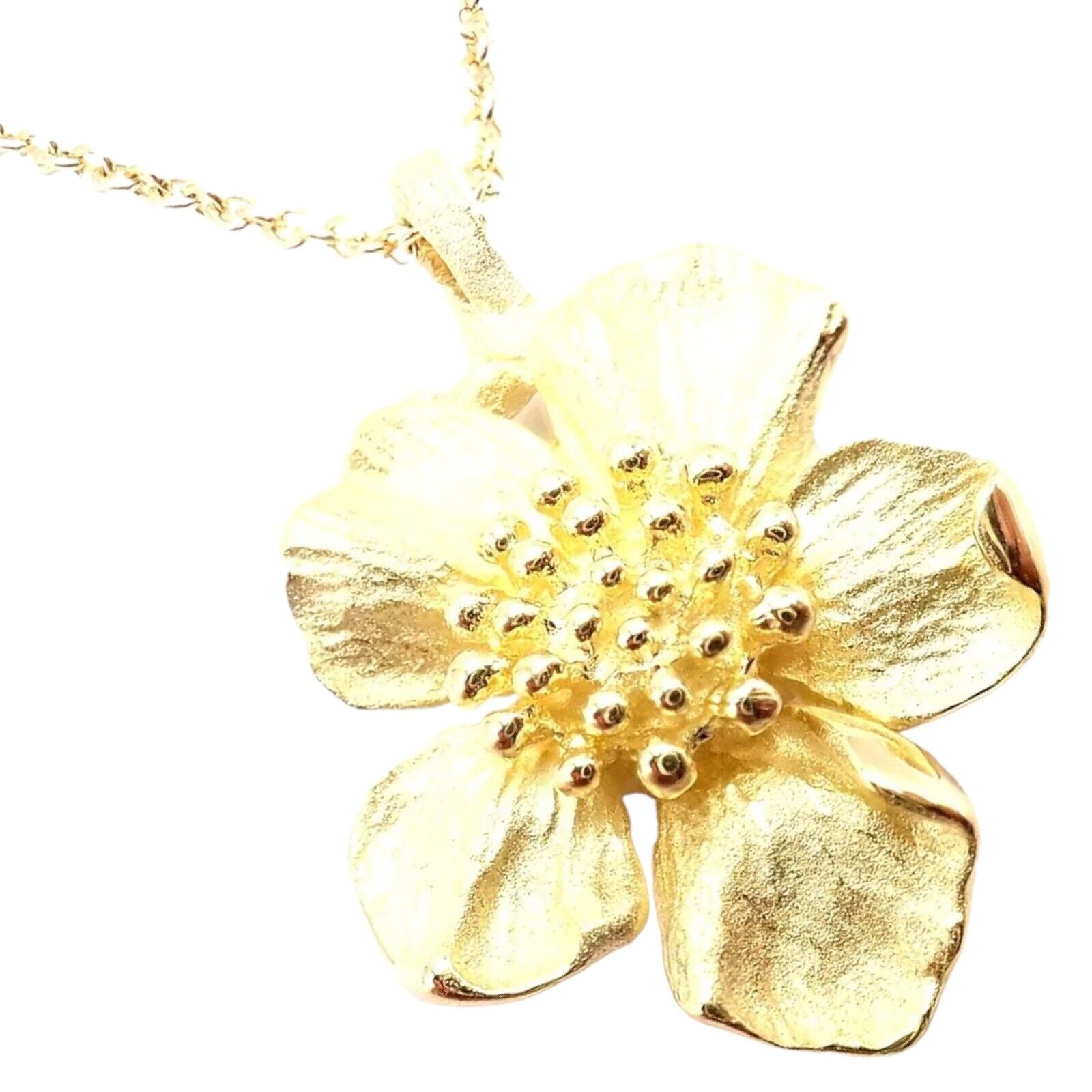 Authentic! Vintage Tiffany & Co 18K Yellow Gold Dogwood Flower Pendant Necklace | Fortrove