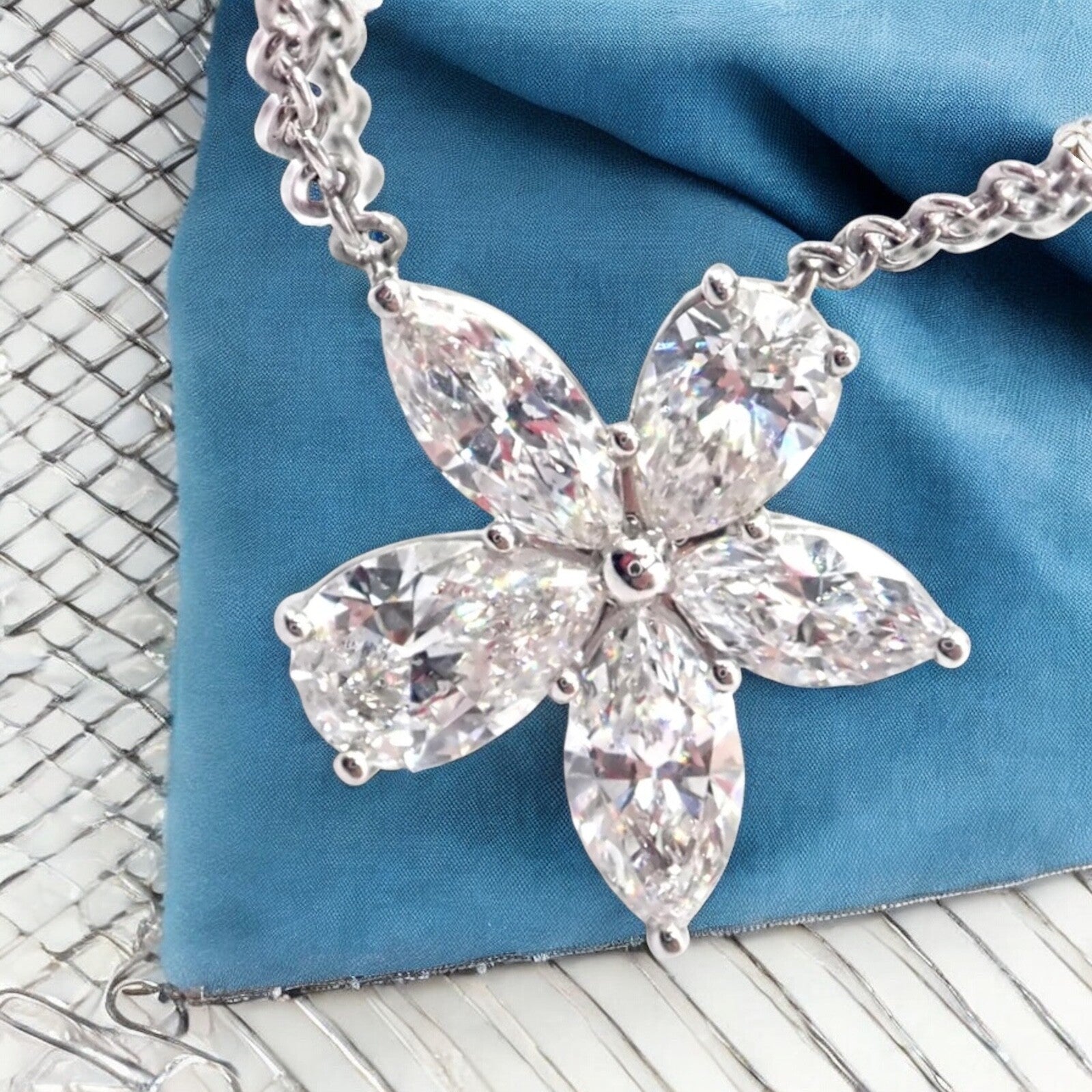 Authentic! Tiffany & Co Victoria Platinum Diamond Mixed Cluster Pendant Necklace | Fortrove