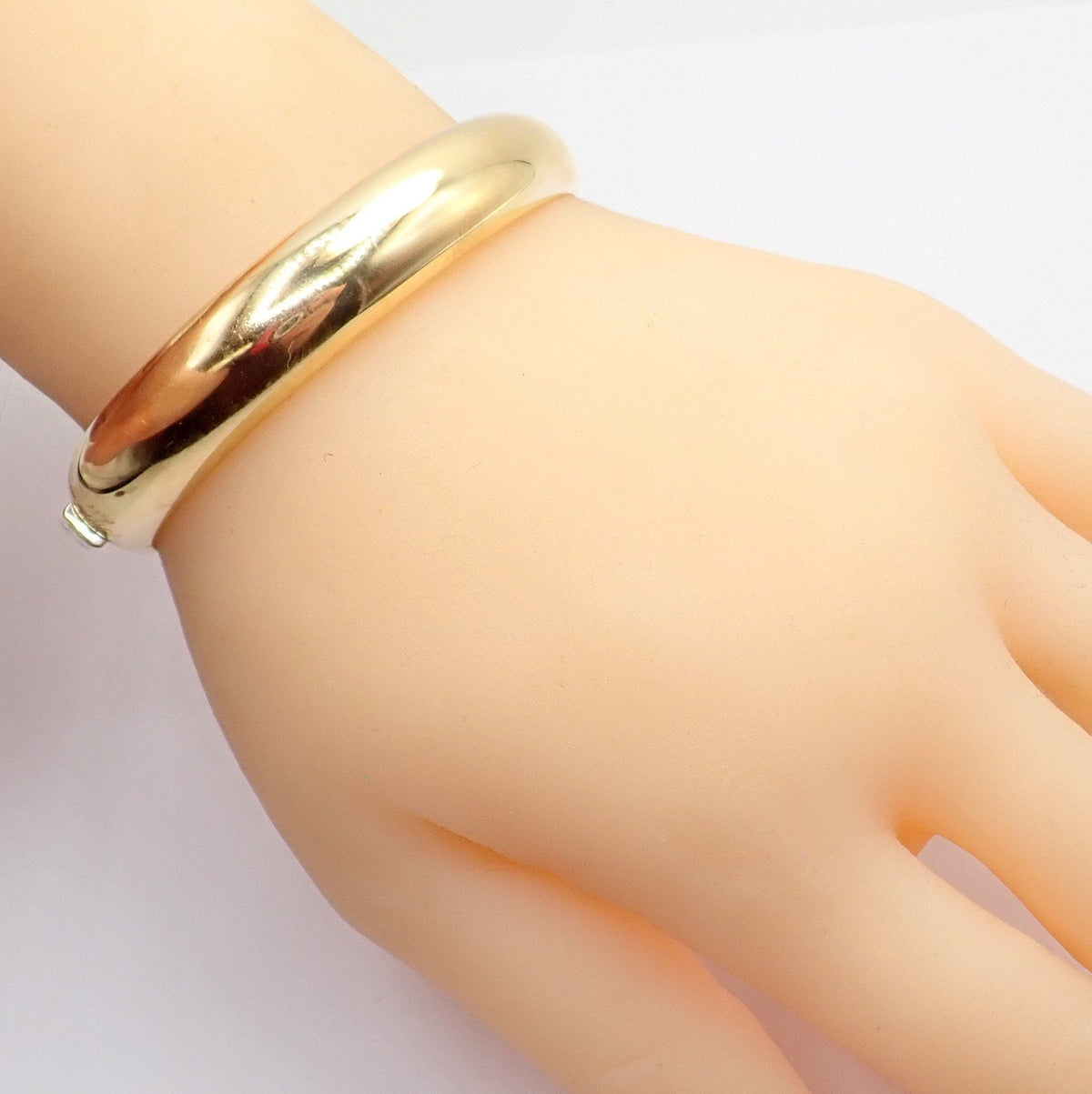 Tiffany & Co. Jewelry & Watches:Fine Jewelry:Bracelets & Charms Authentic! Tiffany & Co 18k Yellow Gold Bangle Signature Bracelet