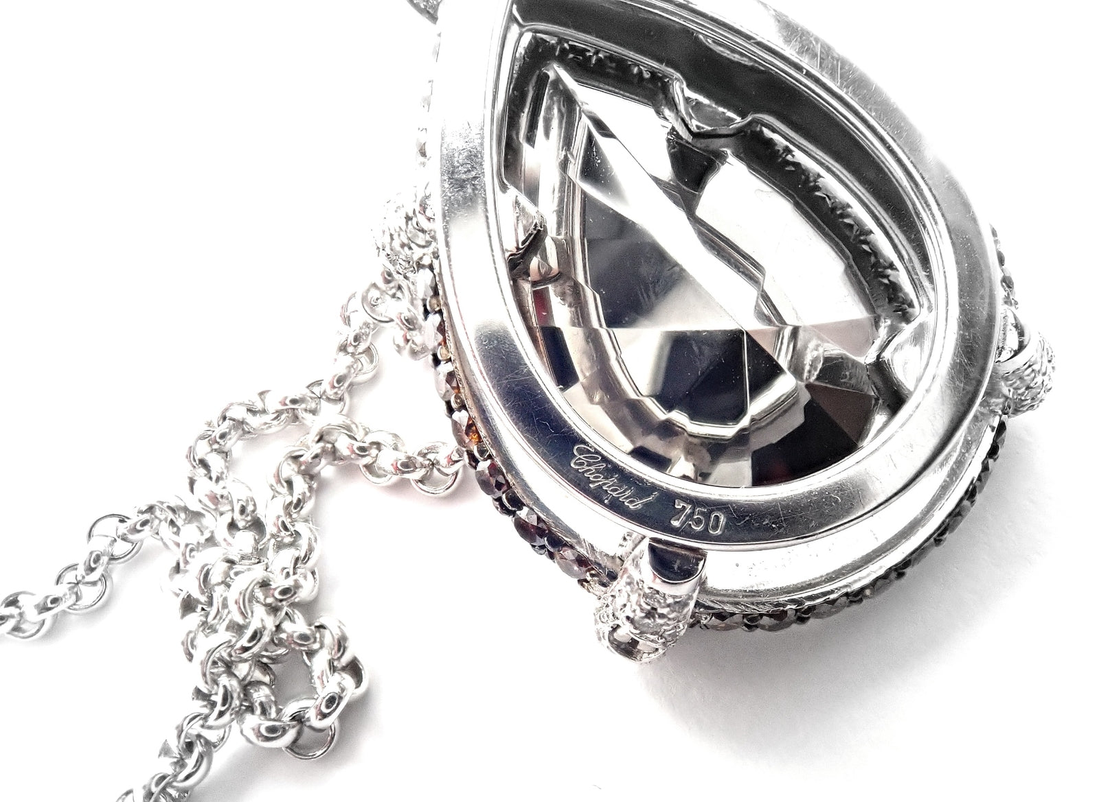 Authentic! Chopard Golden Diamonds 18k White Gold Diamond Chrome Stone Necklace | Fortrove
