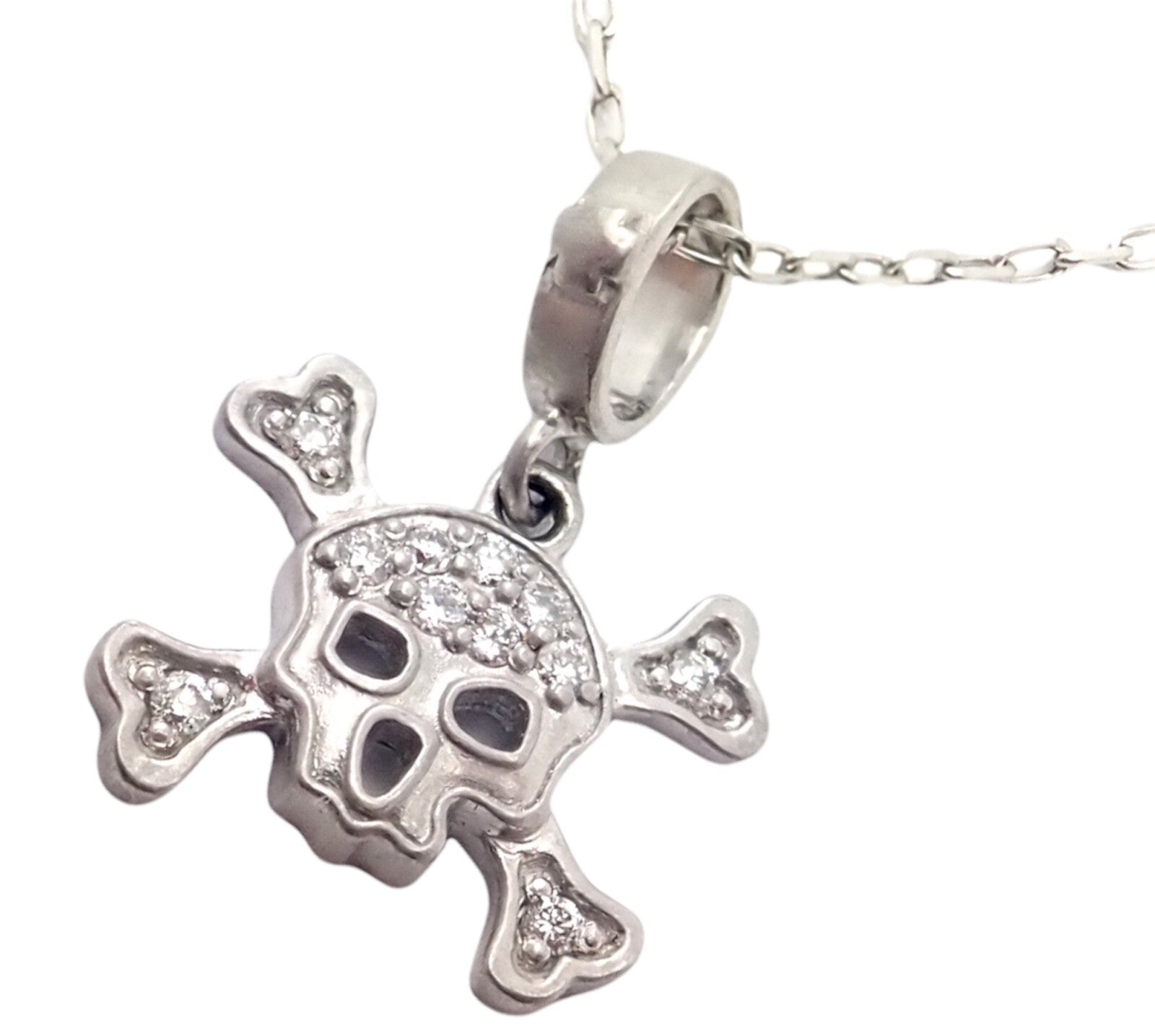 Authentic! Loree Rodkin 18k White Gold Diamond Skull Crossbones Pendant Necklace | Fortrove