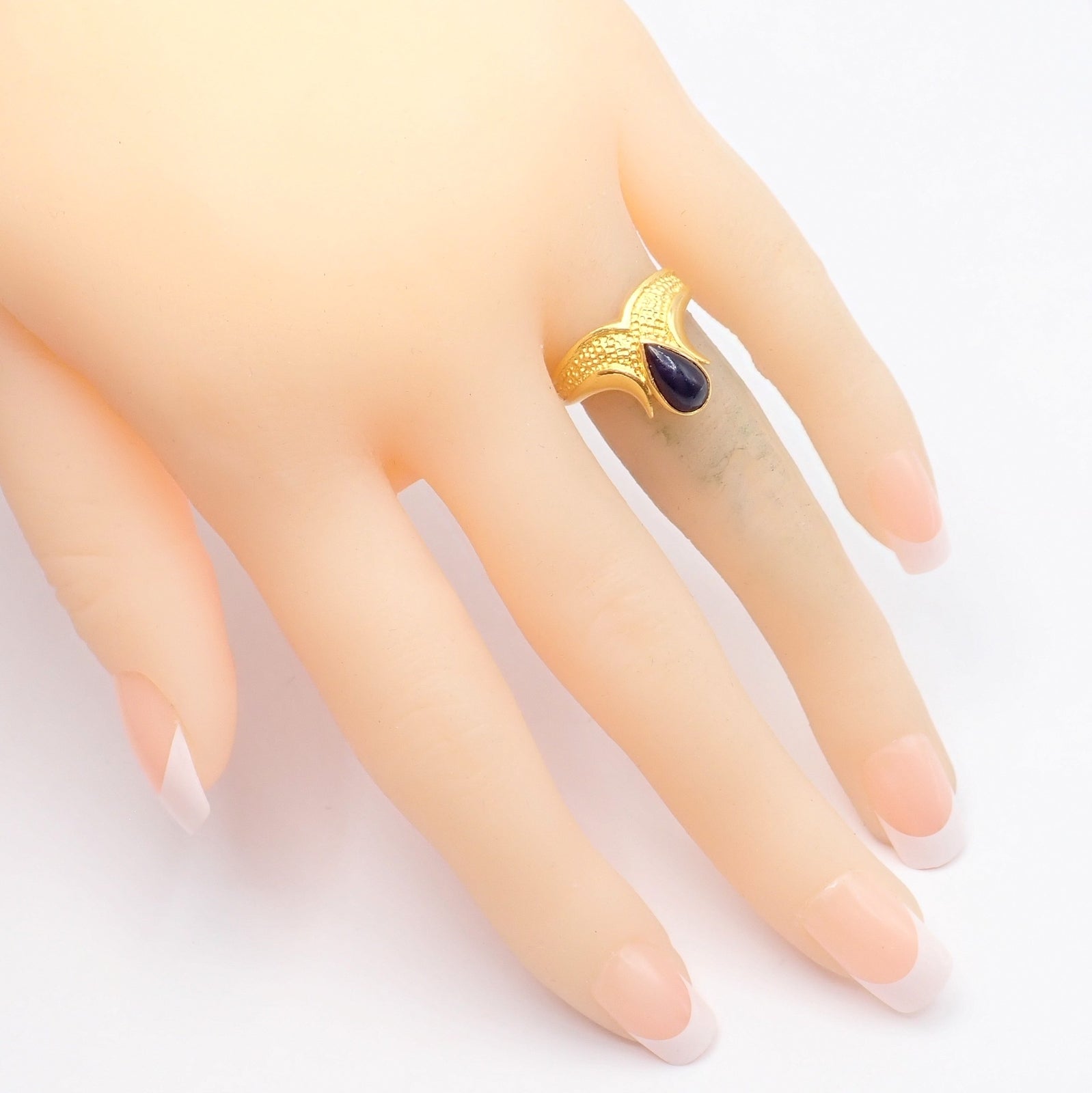 Authentic! Ilias Lalaounis Greece 18k Yellow Gold Onyx Ring | Fortrove