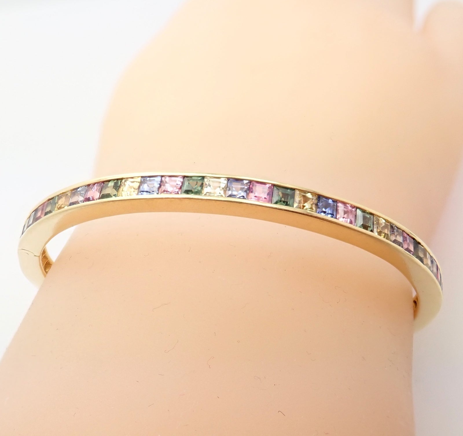 Authentic! Julius Cohen 18k Yellow Gold Diamond Pastel Color Stone Cuff Bracelet | Fortrove