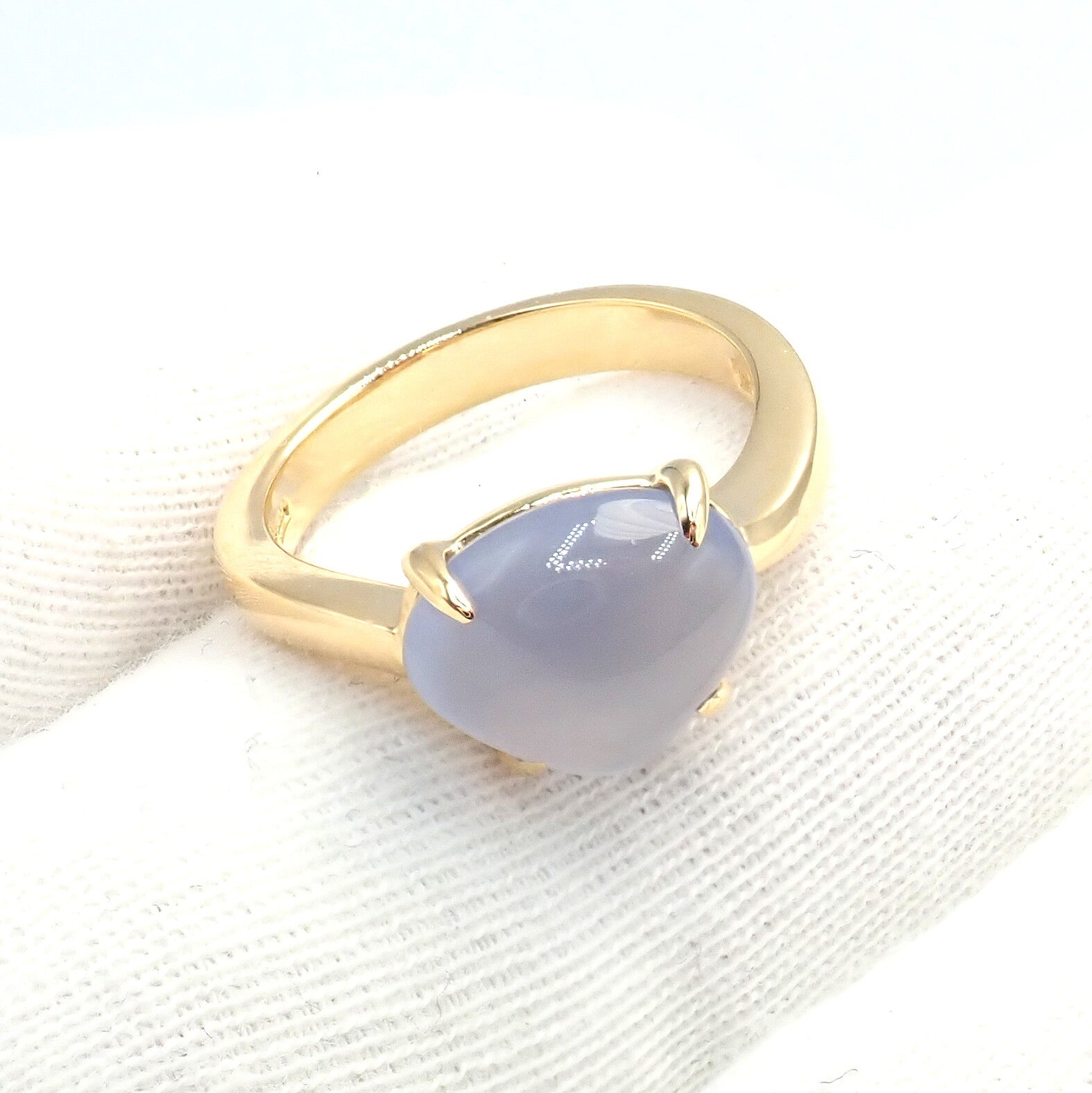 Authentic! Bulgari 18k Yellow Gold Mediterranean Eden Chalcedony Ring Size 5.75 | Fortrove