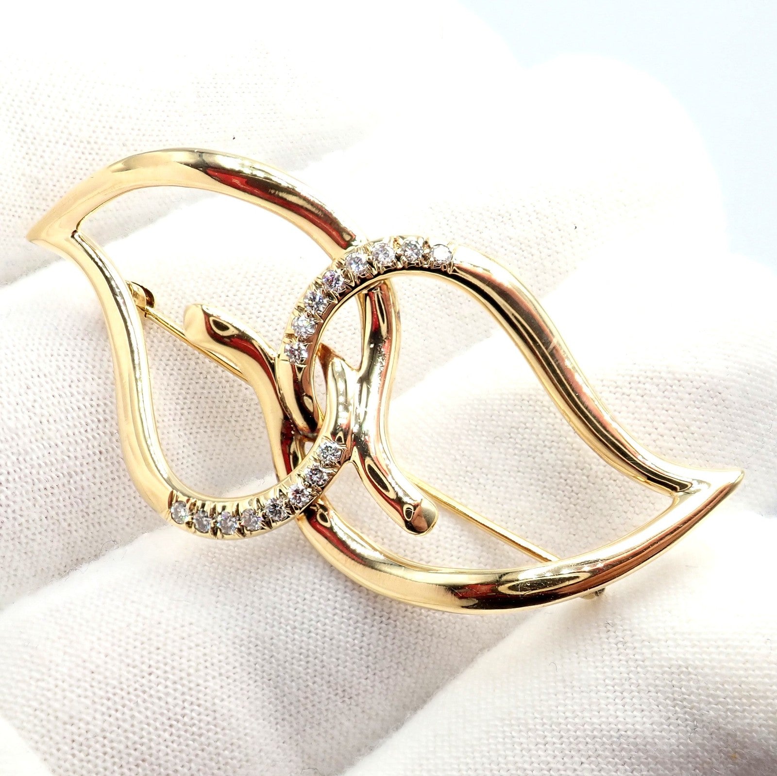 Authentic! Tiffany & Co 18k Yellow Gold Diamond Two Leaf Double Brooch Pin 1987 | Fortrove