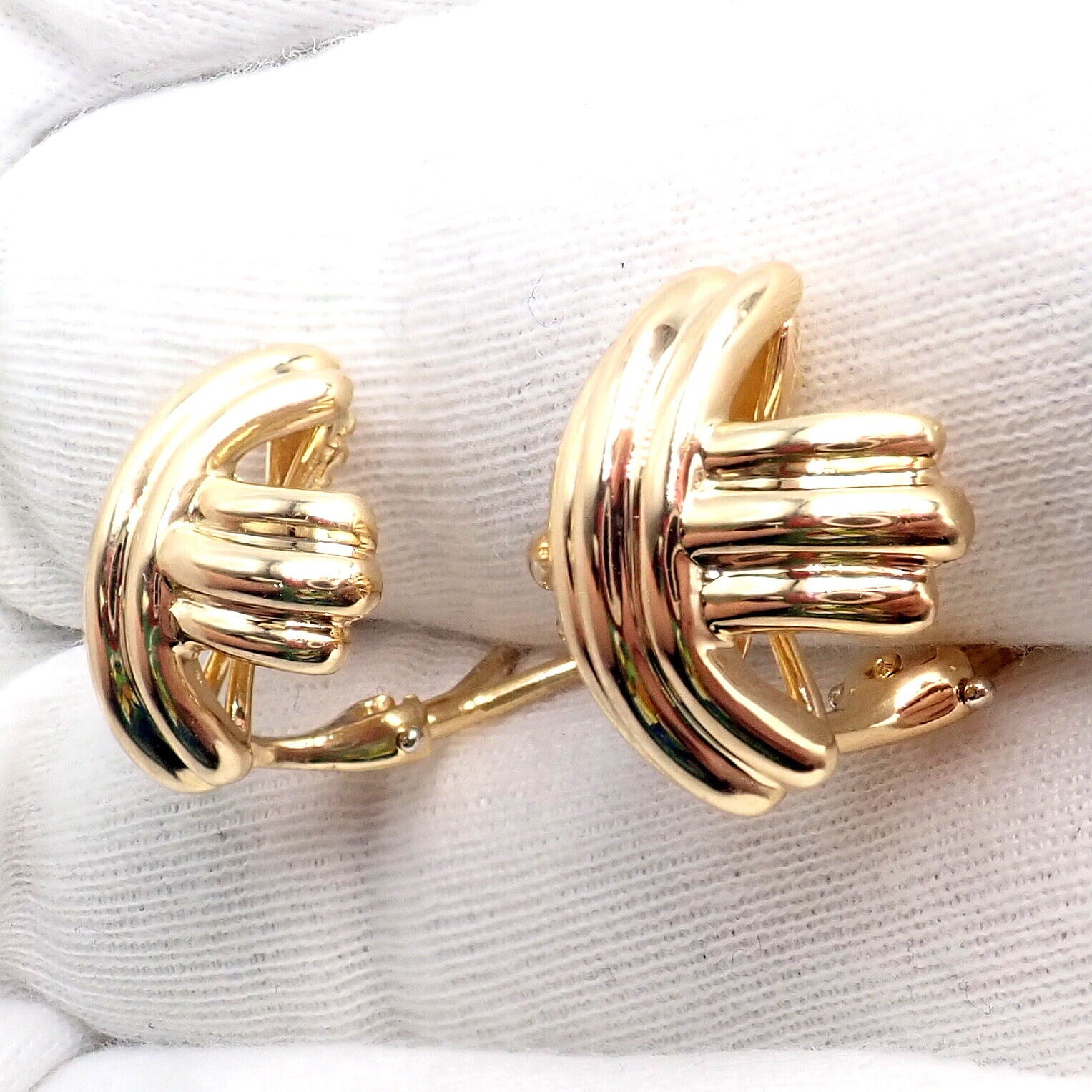 Authentic! Vintage Tiffany & Co X Kiss 18k Yellow Gold Medium Earrings | Fortrove