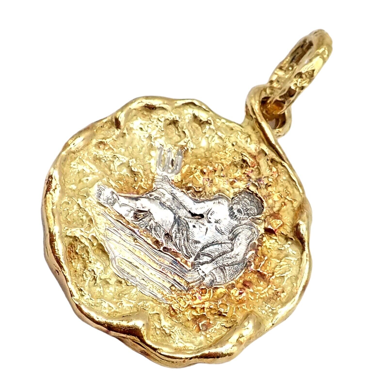 Rare! Vintage Chaumet Paris 18k Yellow Gold Zodiac Aquarius Pendant Medallion | Fortrove