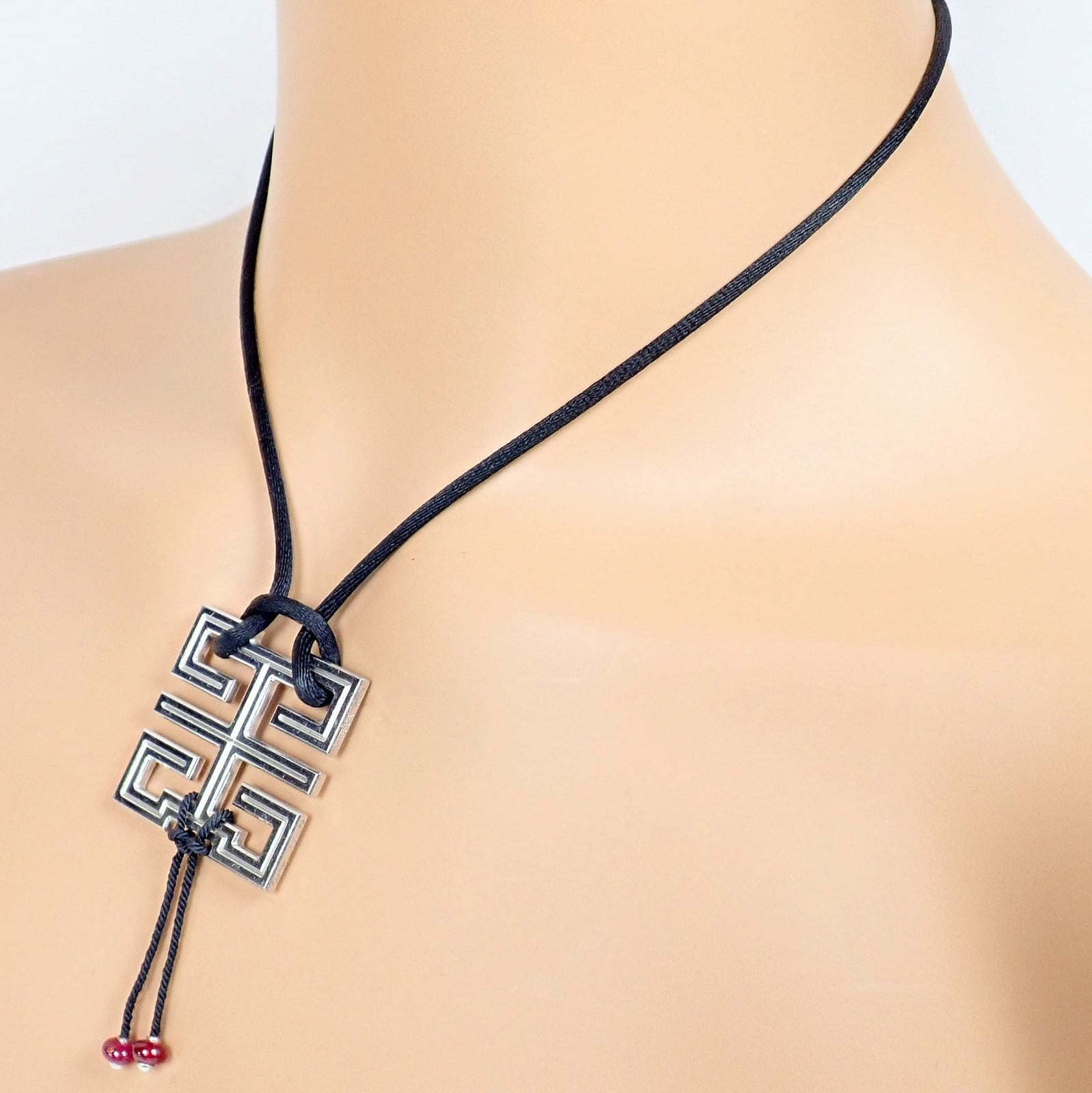 Cartier Jewelry & Watches:Fine Jewelry:Necklaces & Pendants Authentic! Cartier Le Baiser Du Dragon 18k White Gold Ruby Silk Cord Necklace