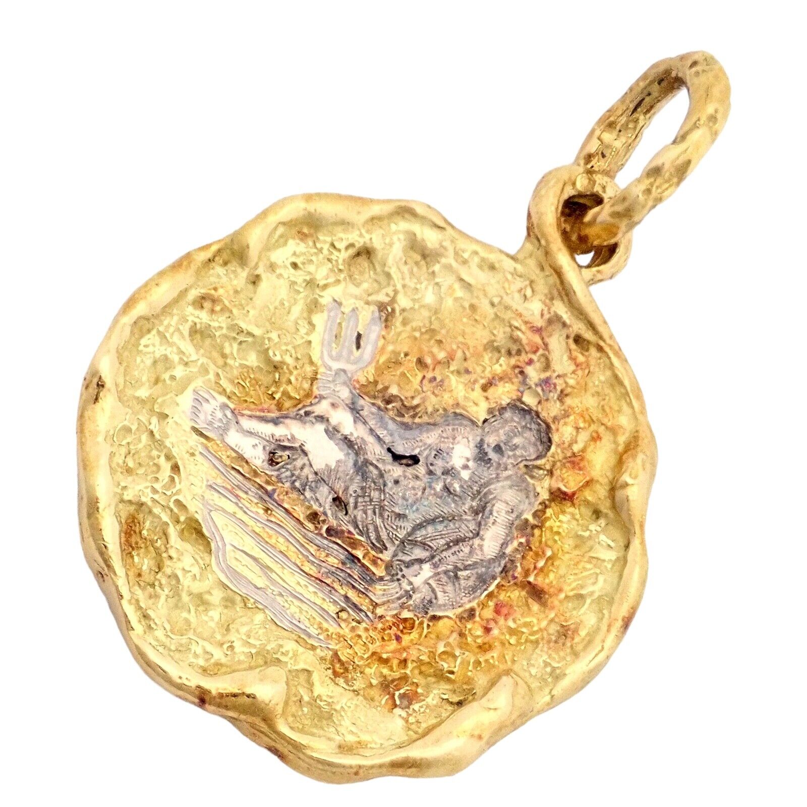 Rare! Vintage Chaumet Paris 18k Yellow Gold Zodiac Aquarius Pendant Medallion | Fortrove