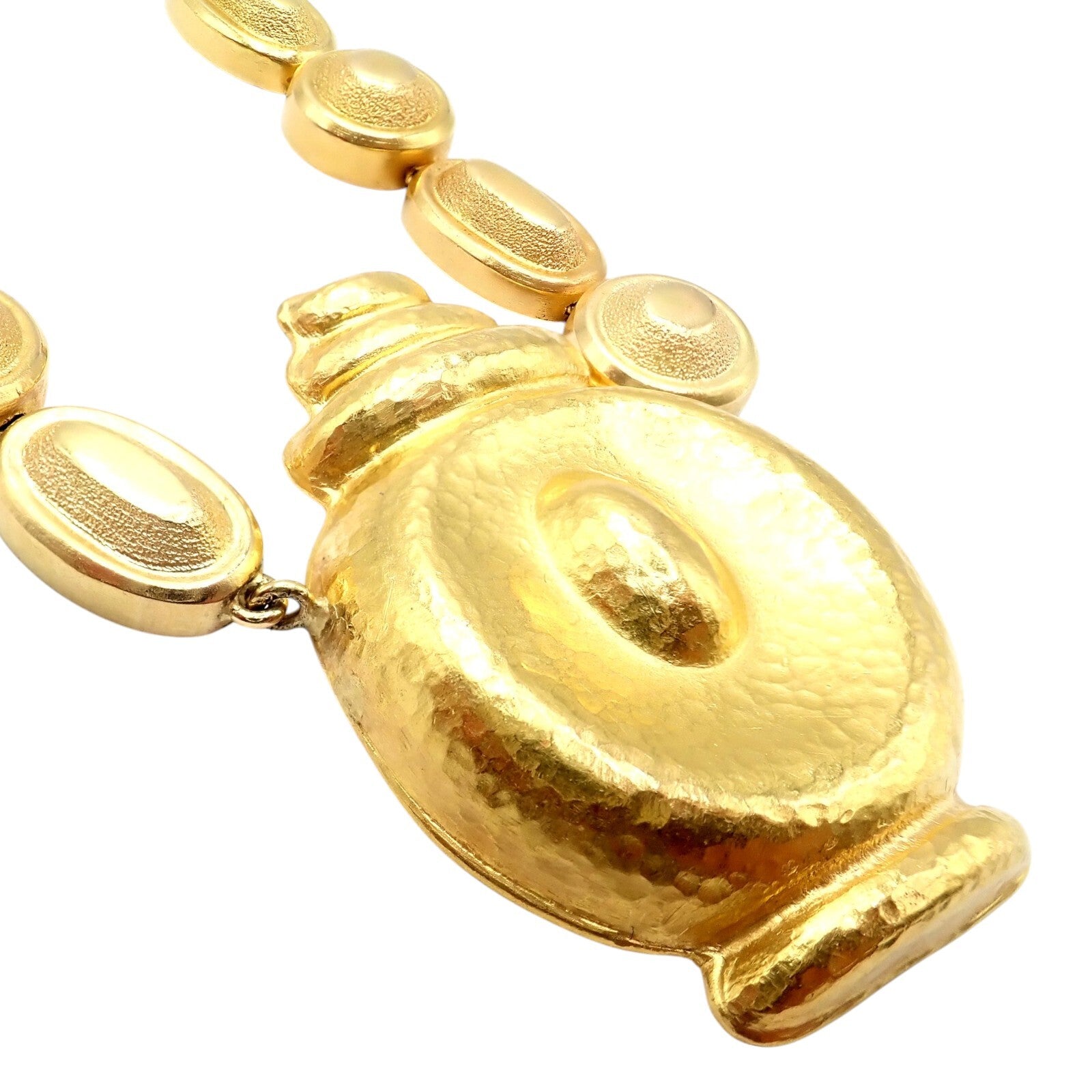 Vintage Estate Ilias Lalaounis 18k Yellow Gold Vase Hammered Necklace | Fortrove