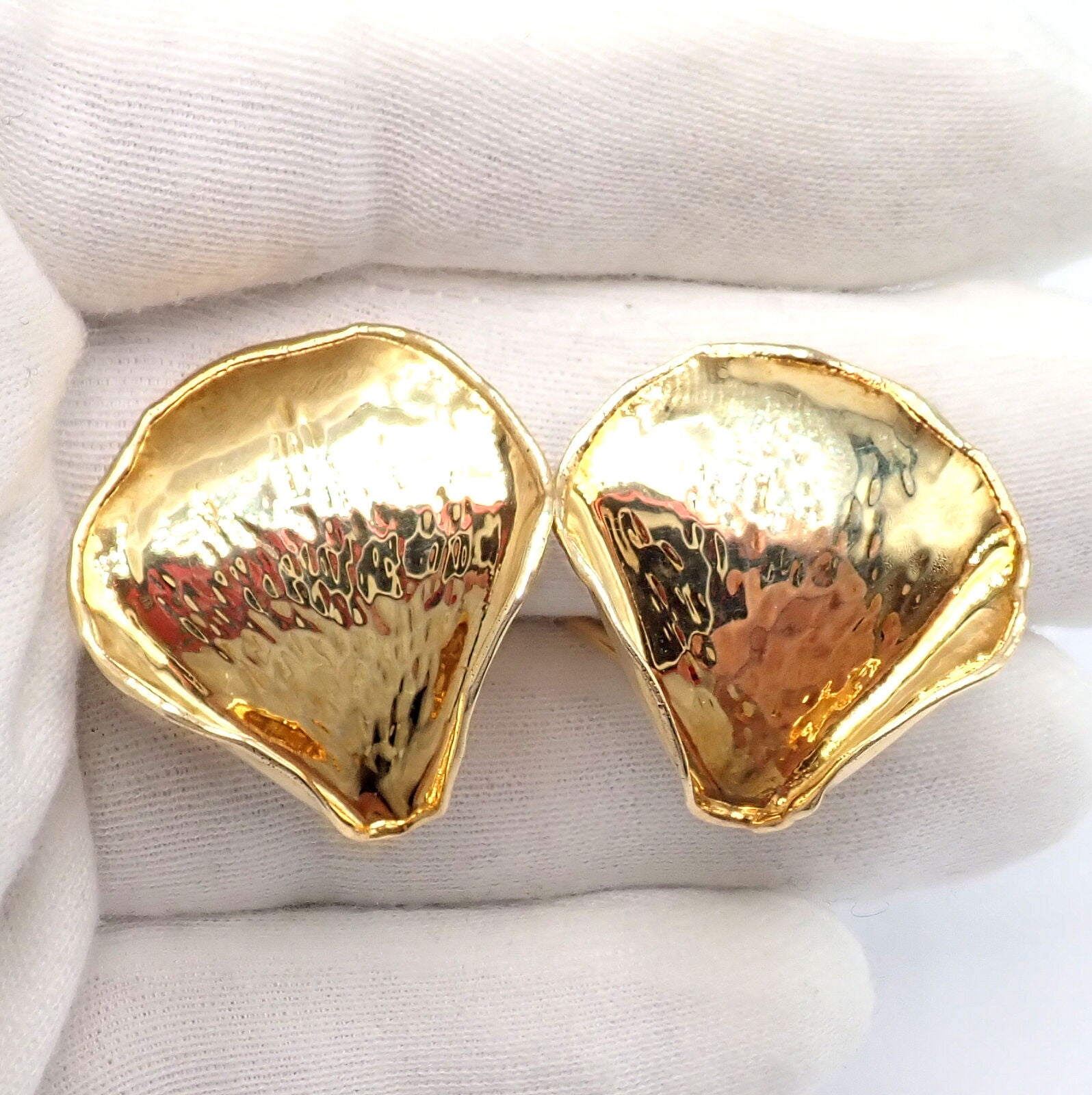 Authentic! Tiffany & Co Angela Cummings 18k Yellow Gold Rose Petal Earrings 1979 | Fortrove