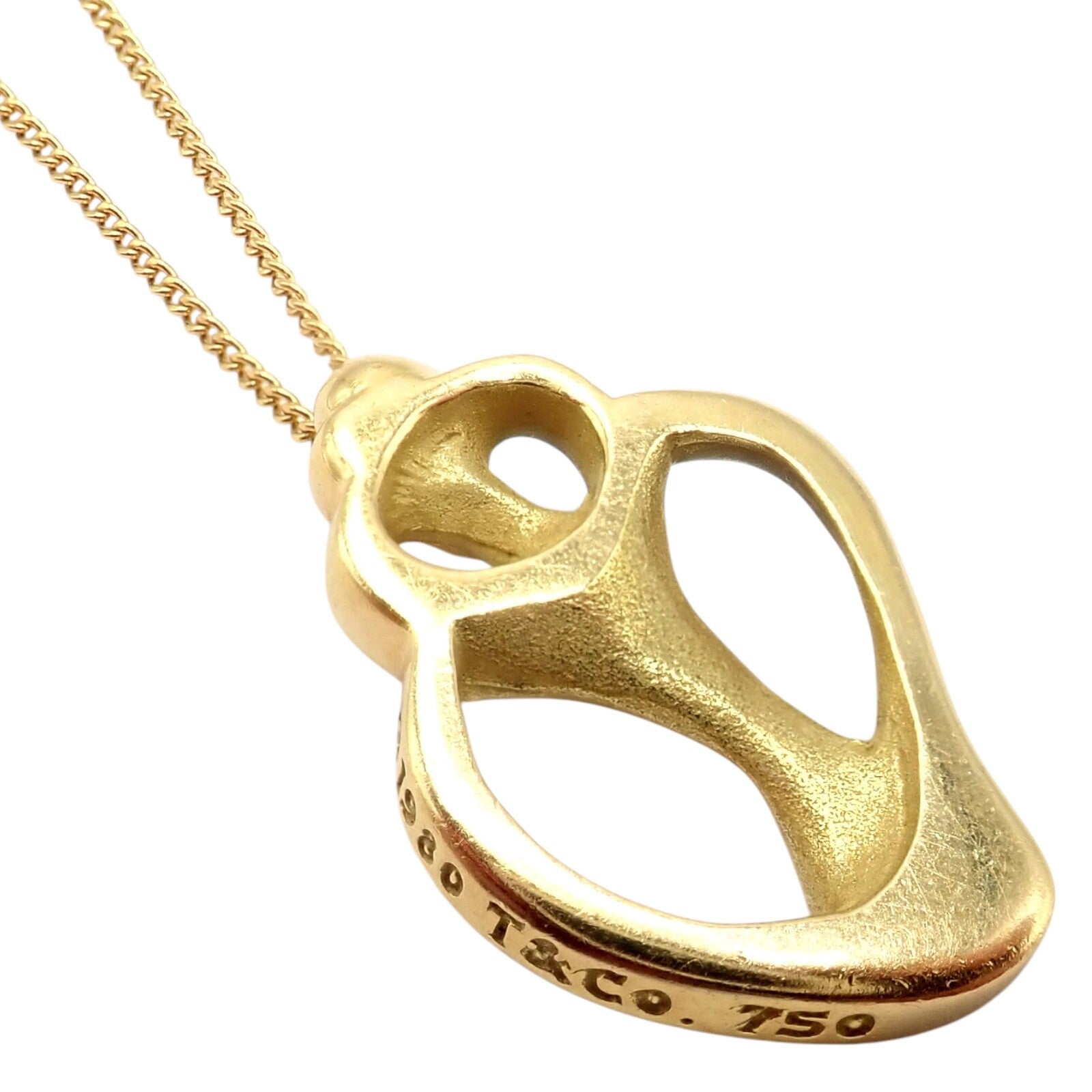Authentic! Vintage Tiffany & Co 18K Yellow Gold Sea Shell Pendant Necklace 1980 | Fortrove