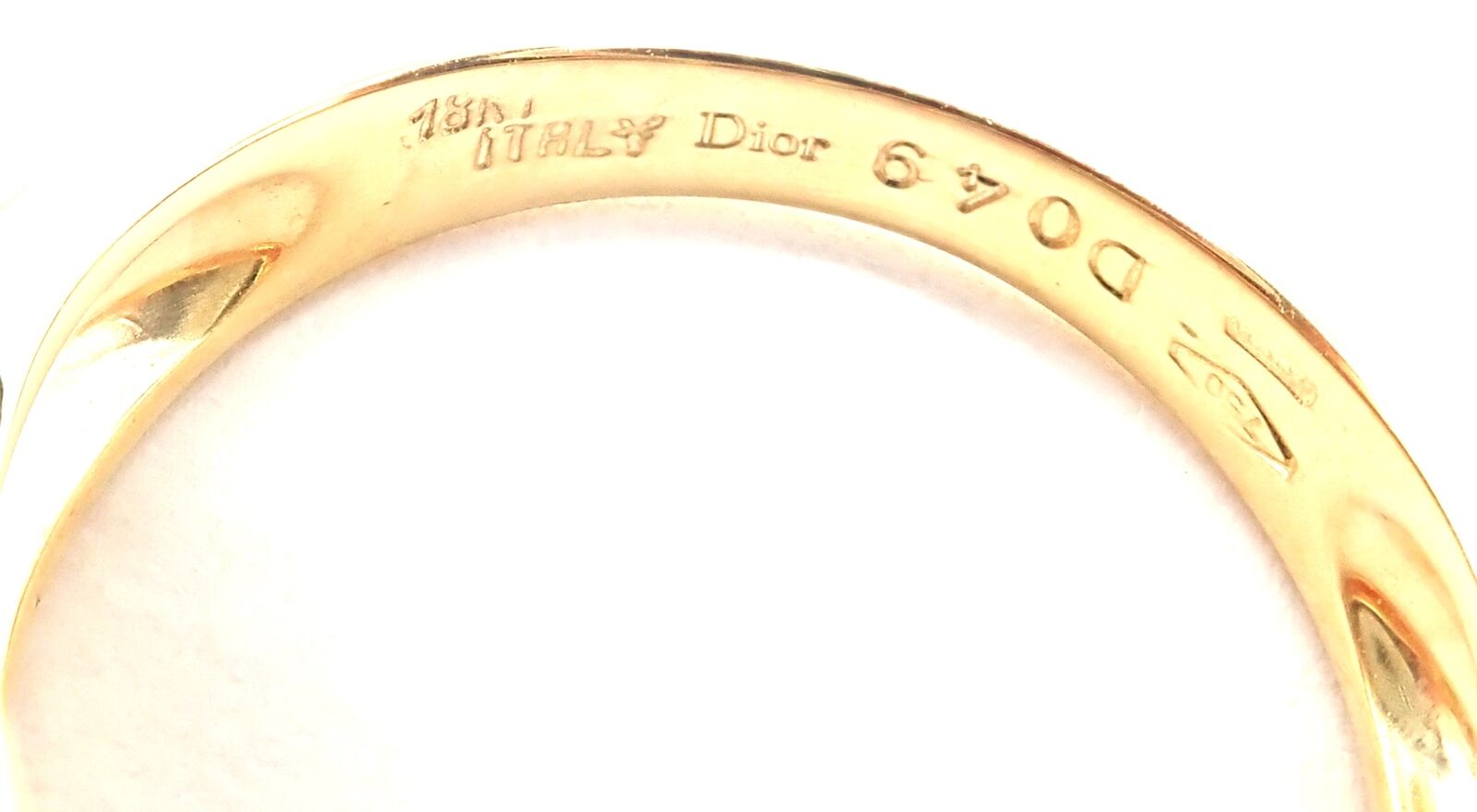 Rare! Authentic Christian Dior 18k Yellow Gold Diamond Coral Band Ring | Fortrove