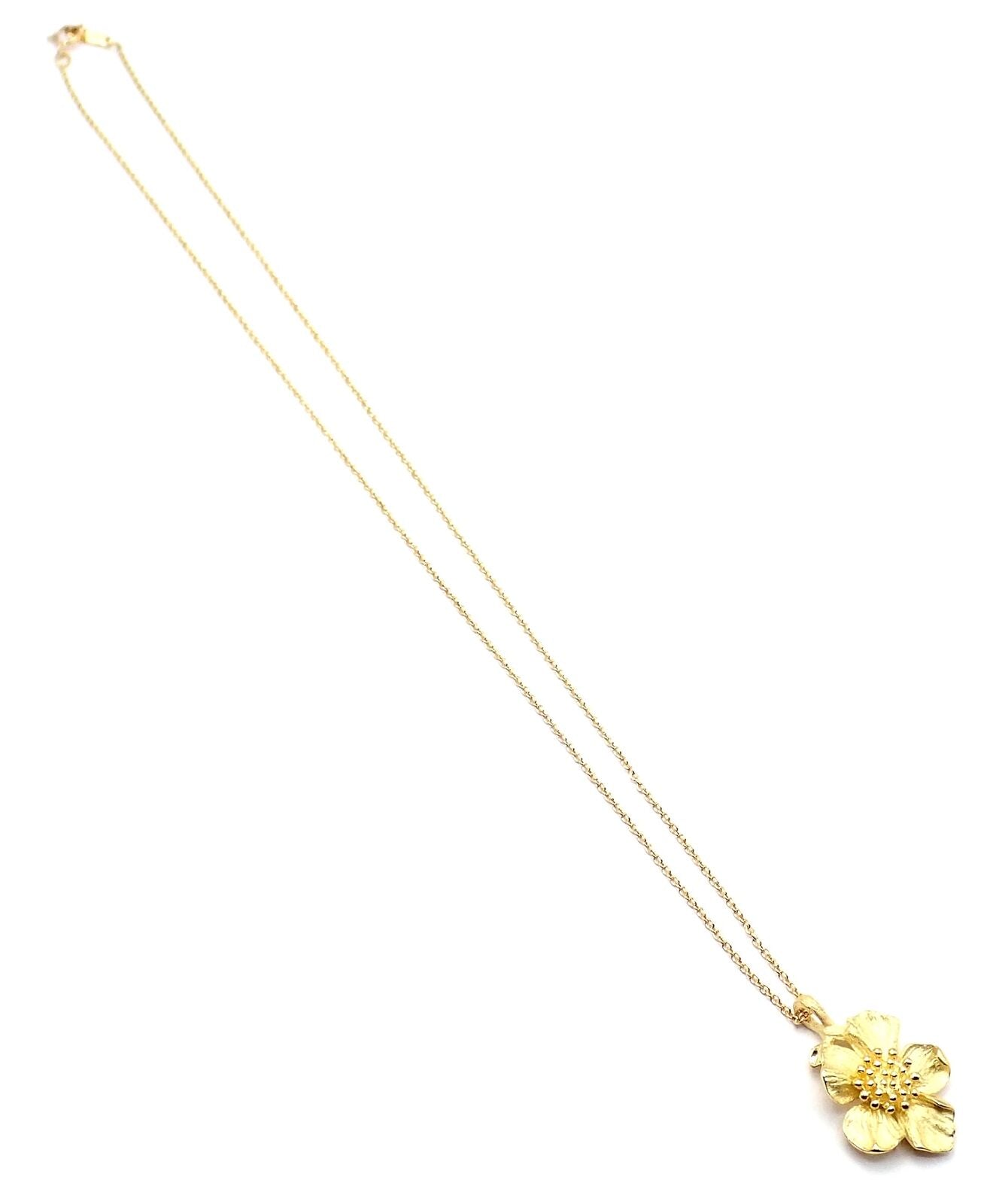 Authentic! Vintage Tiffany & Co 18K Yellow Gold Dogwood Flower Pendant Necklace | Fortrove
