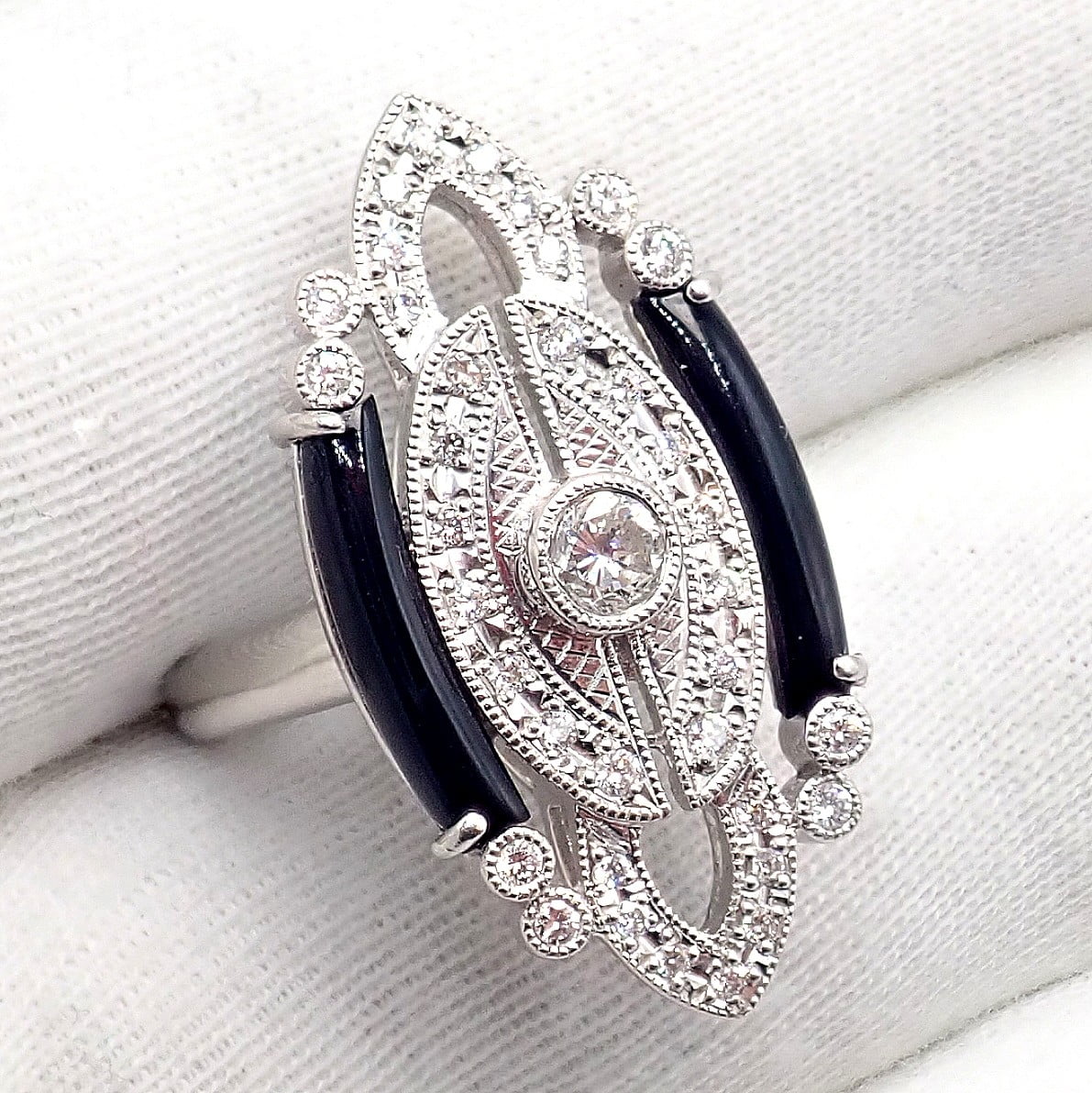 Estate Jewelry & Watches:Vintage & Antique Jewelry:Rings Vintage Estate Platinum Diamond 0.62ctw Onyx Ring sz 7.5