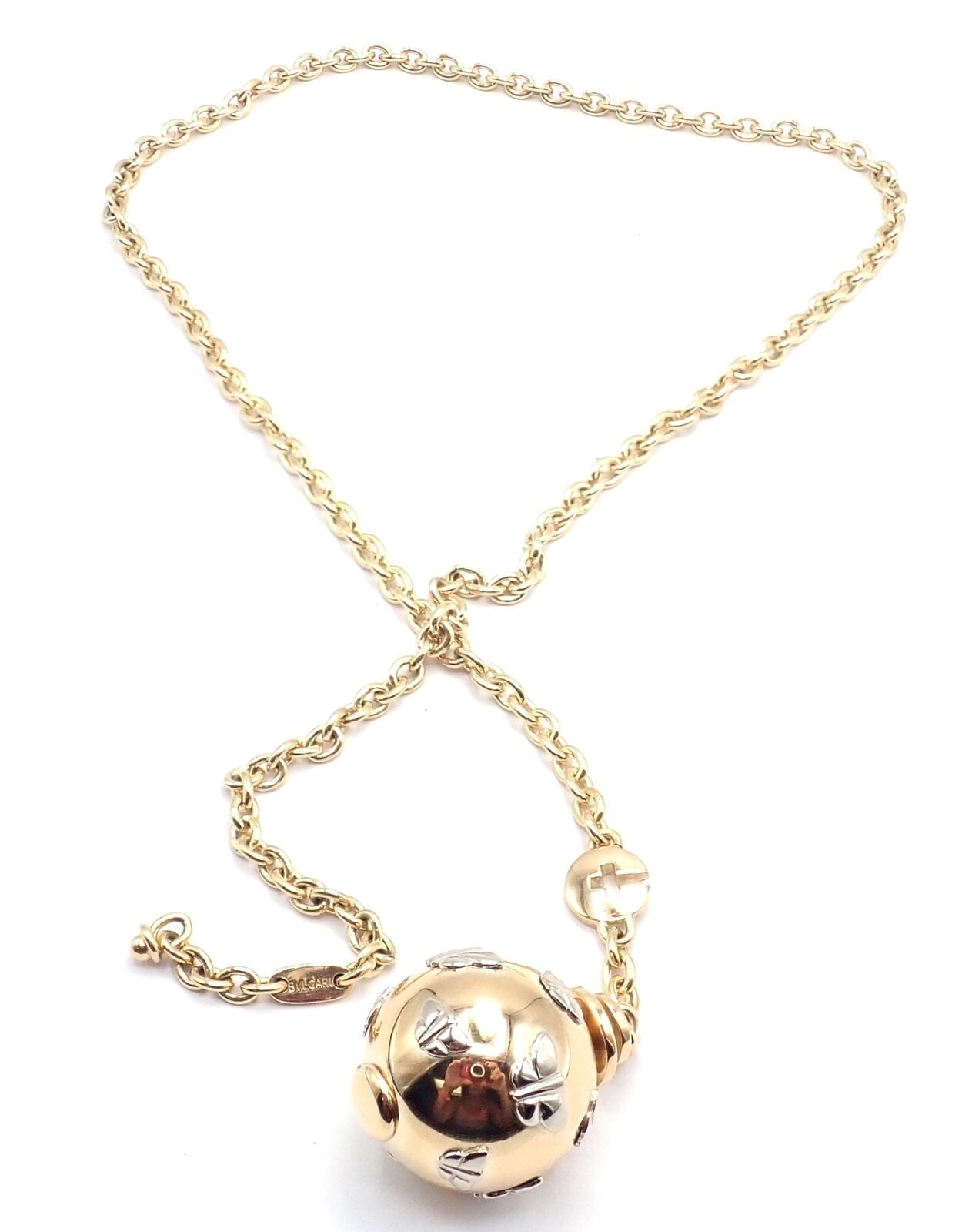 Authentic! Bulgari Bvlgari 18k Yellow Gold Butterfly Globe Pendant Link Chain | Fortrove