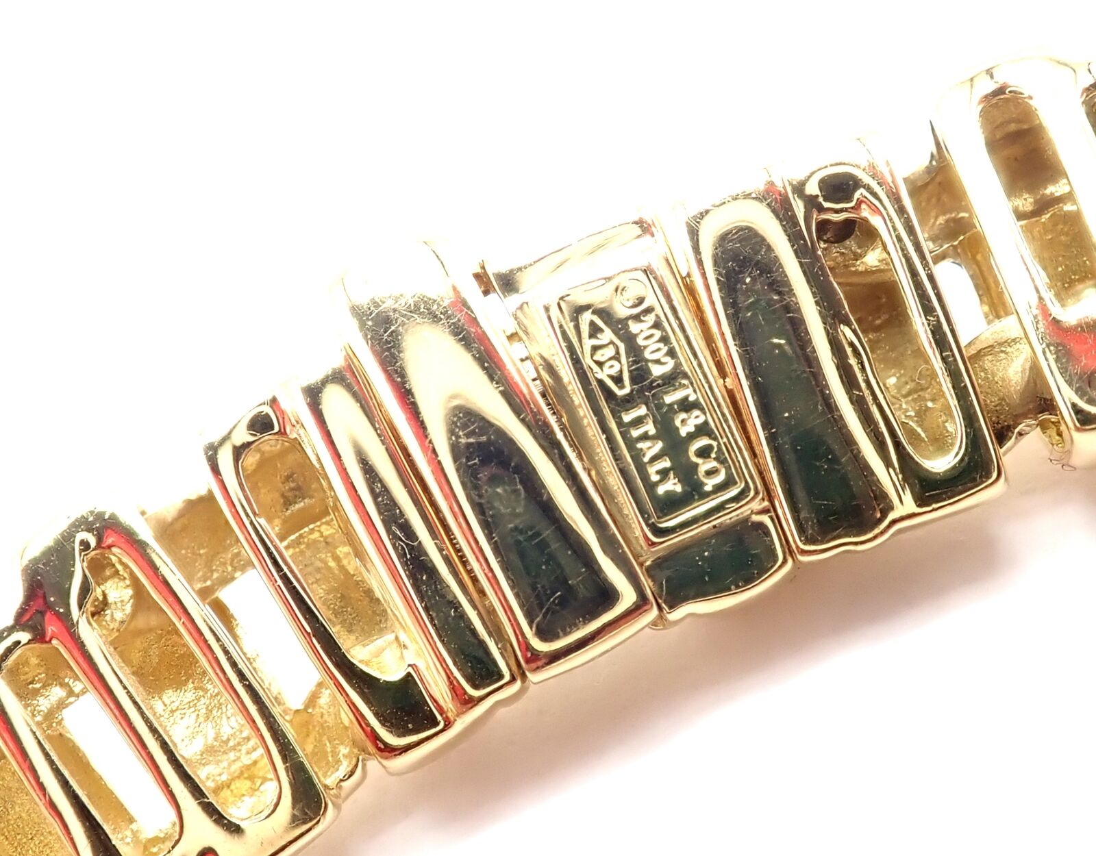 Authentic! Tiffany & Co Vannerie 18k Yellow Gold Basket Weave Necklace 2002 | Fortrove