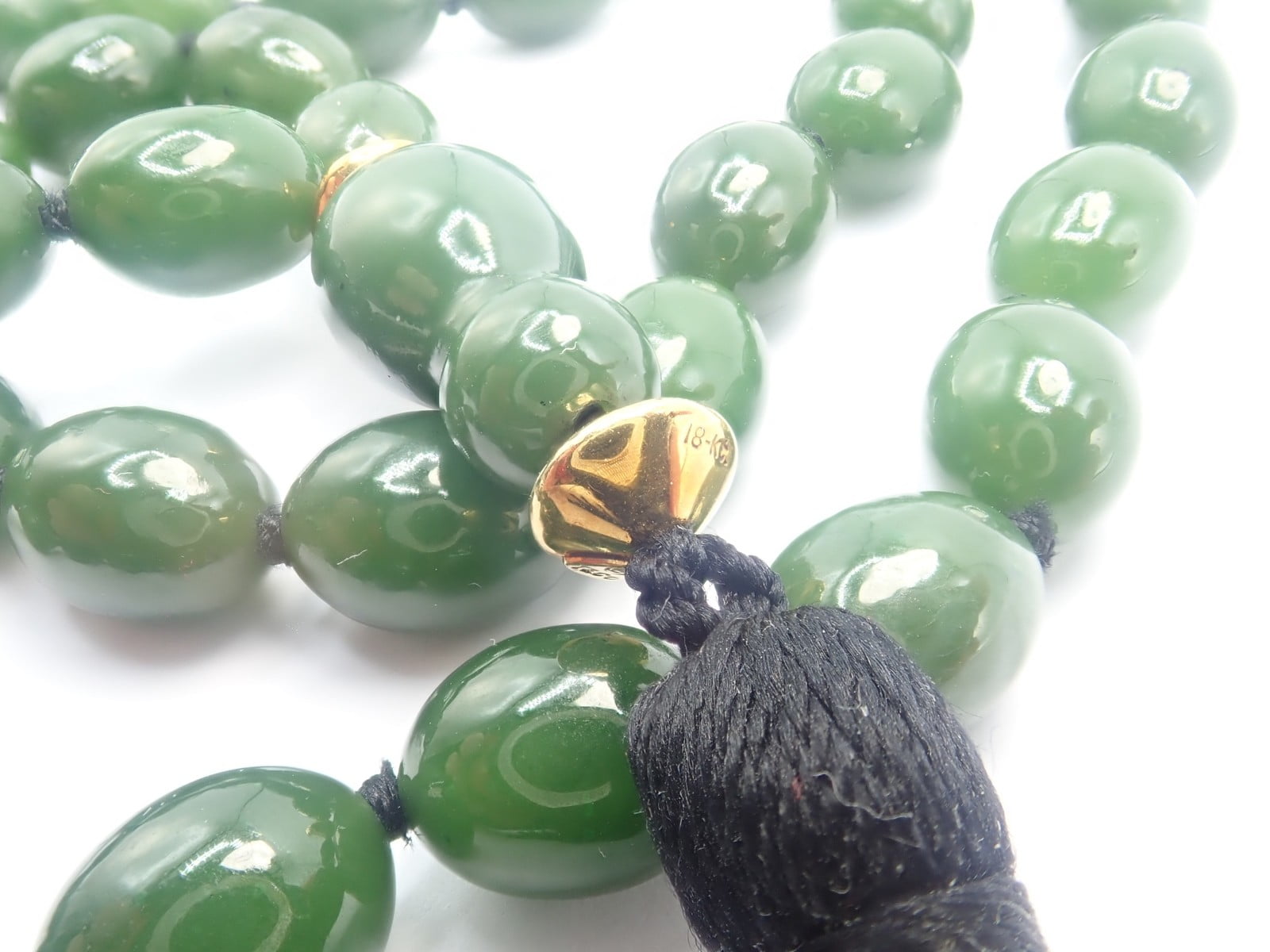 Authentic! Tiffany & Co Cummings 18k Yellow Gold Nephrite Jade Bead Necklace | Fortrove