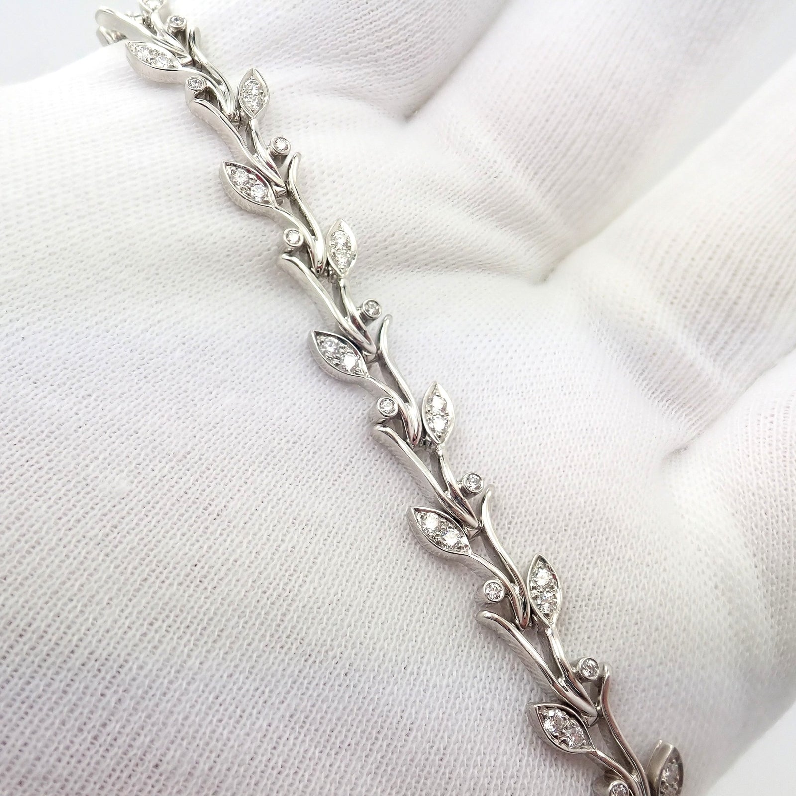 Authentic! Tiffany & Co Platinum Diamond Garland Bracelet | Fortrove