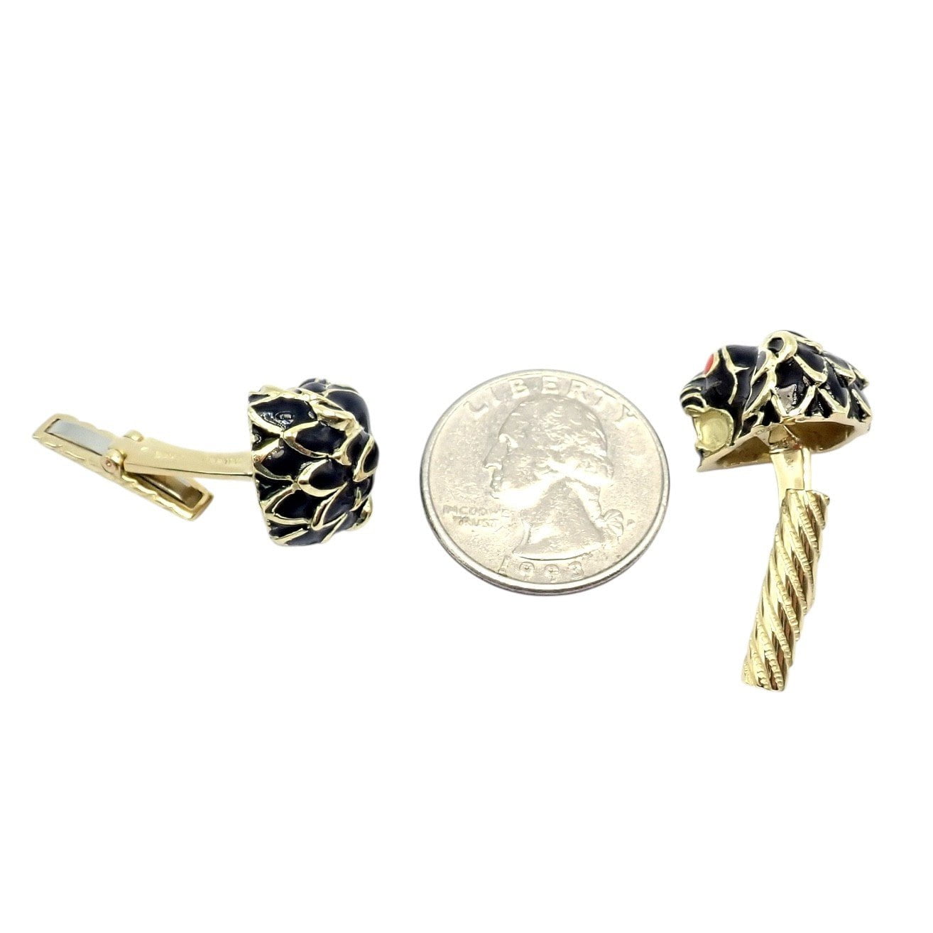 Vintage! David Webb 18k Yellow Gold Black Enamel Lion Cufflinks | Fortrove
