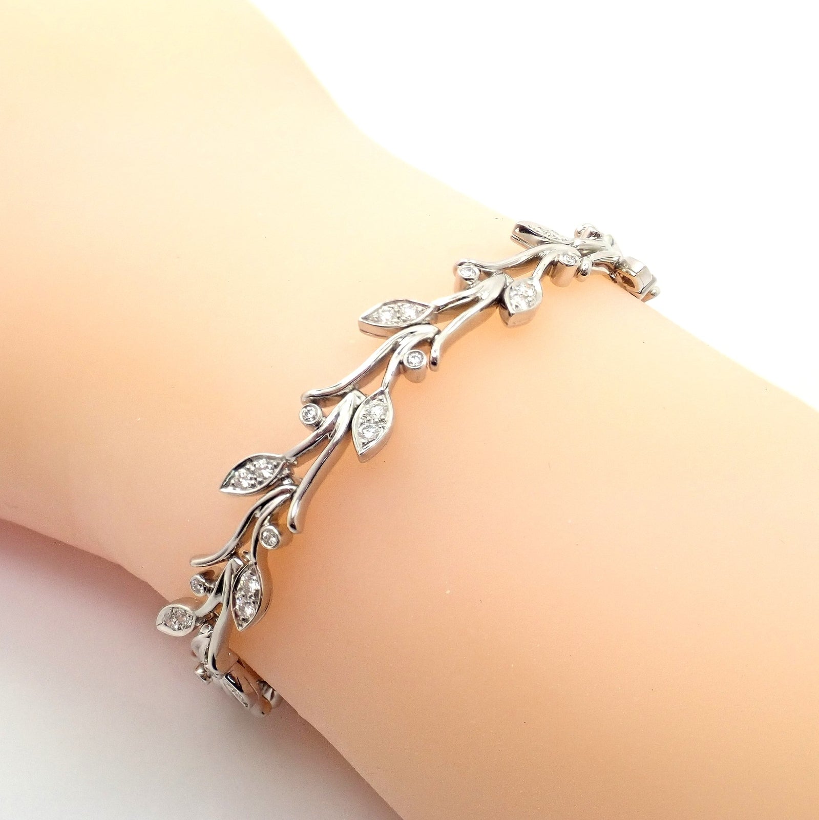 Authentic! Tiffany & Co Platinum Diamond Garland Bracelet | Fortrove