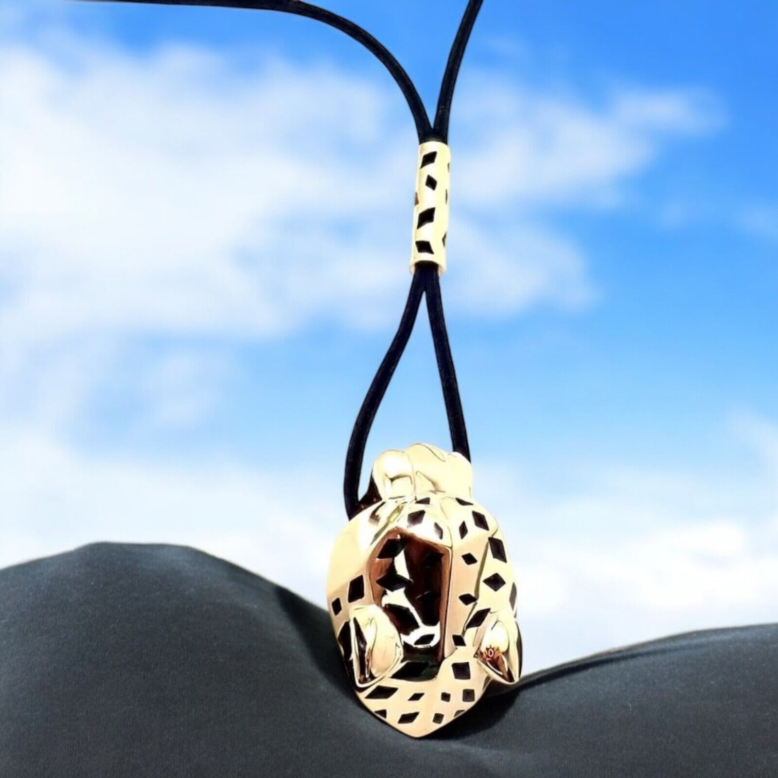Authentic Cartier Panther Panthere 18k Yellow Gold Peridot Lacquer Cord Necklace | Fortrove