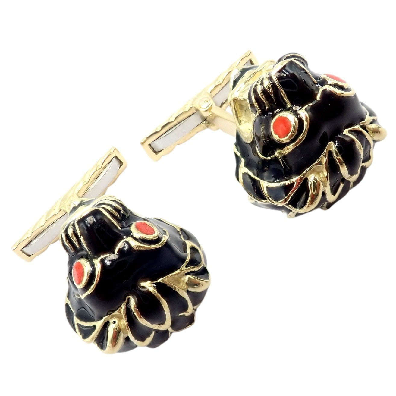 Vintage! David Webb 18k Yellow Gold Black Enamel Lion Cufflinks | Fortrove